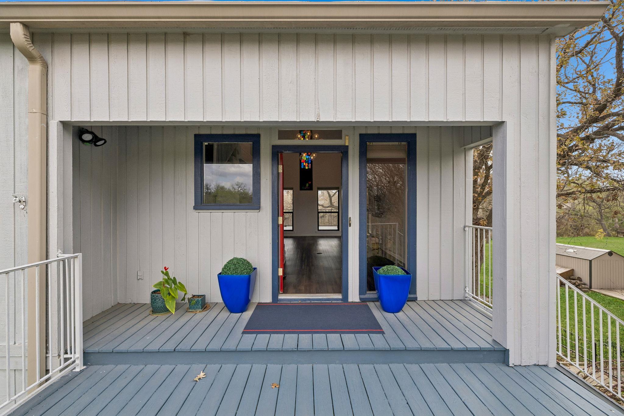 Image 11 of 33 For 54 Hampton Dr