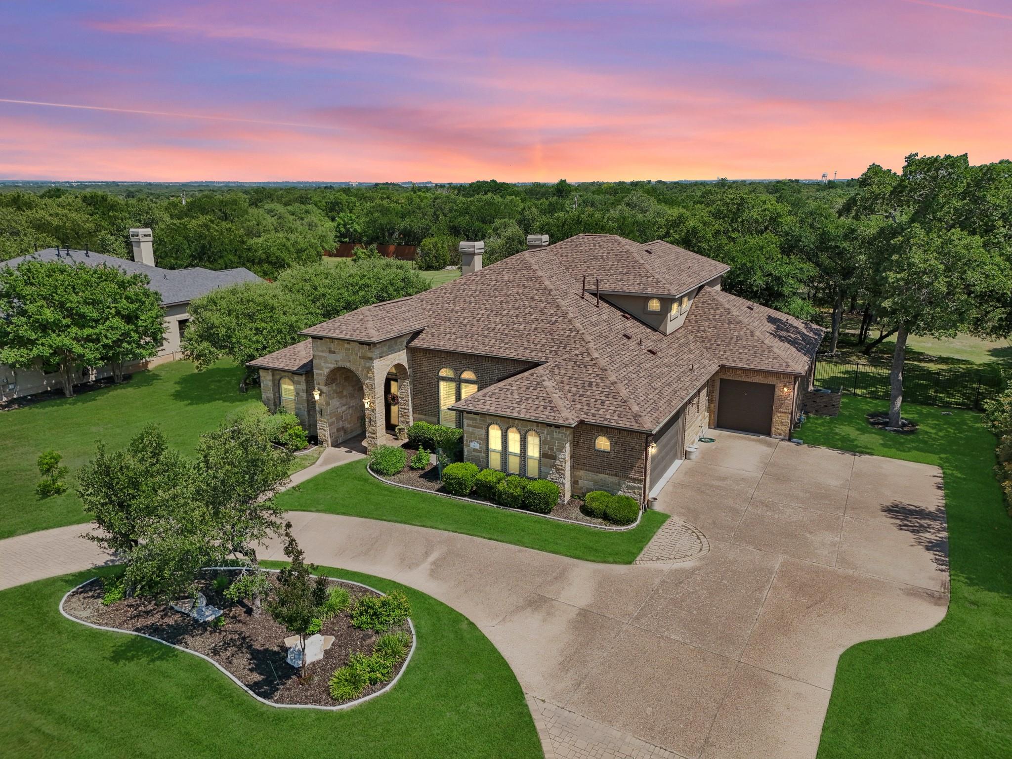 Details for 190 Estrella Xing, Georgetown, TX 78628