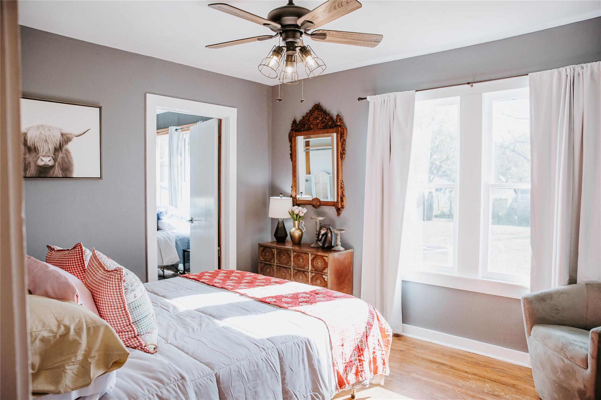 Image 24 of 40 For 604 Pecan St