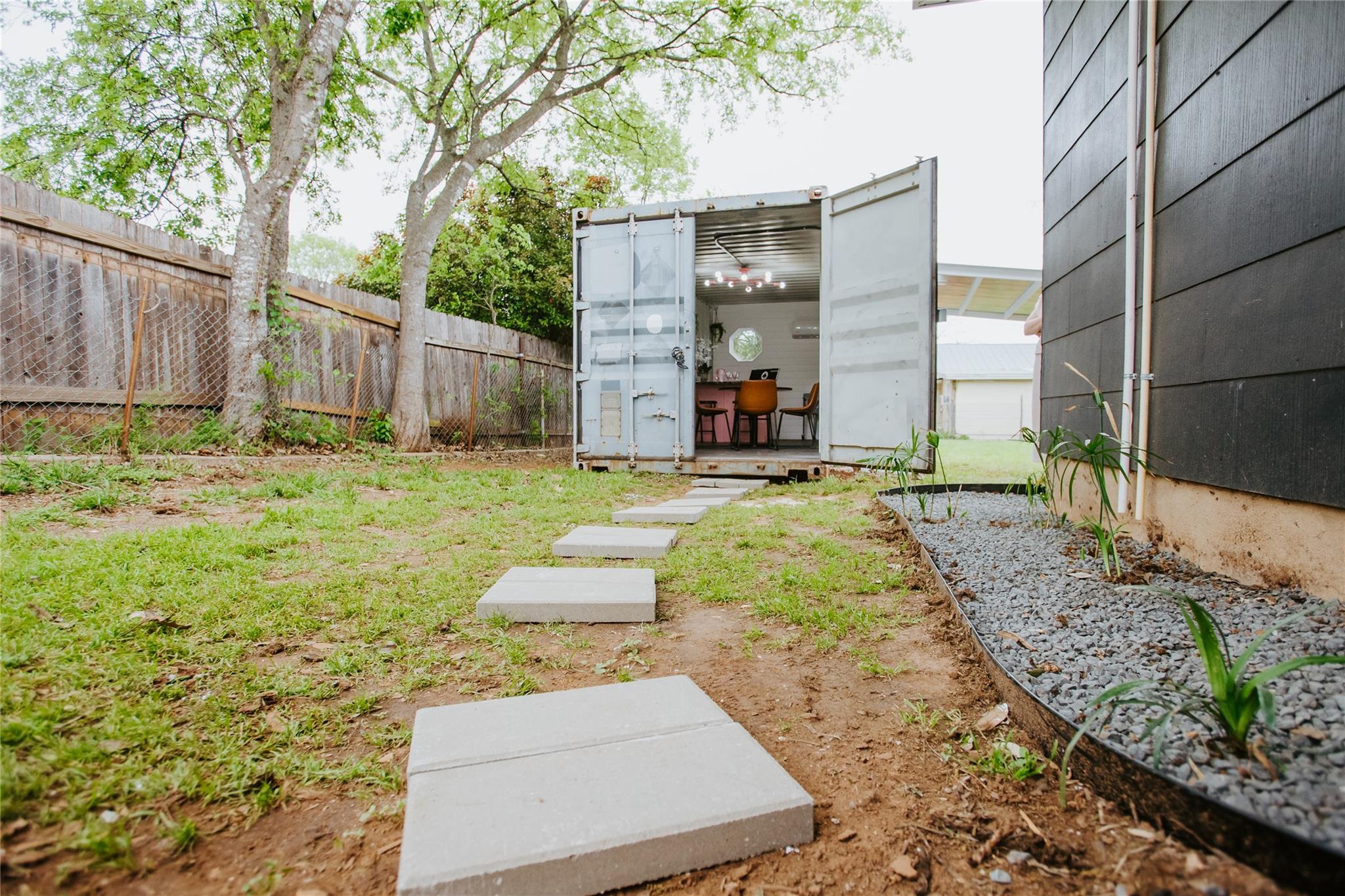 Image 29 of 40 For 604 Pecan St