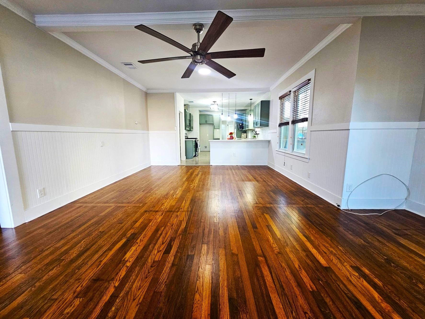 Image 13 of 36 For 624 Austin St