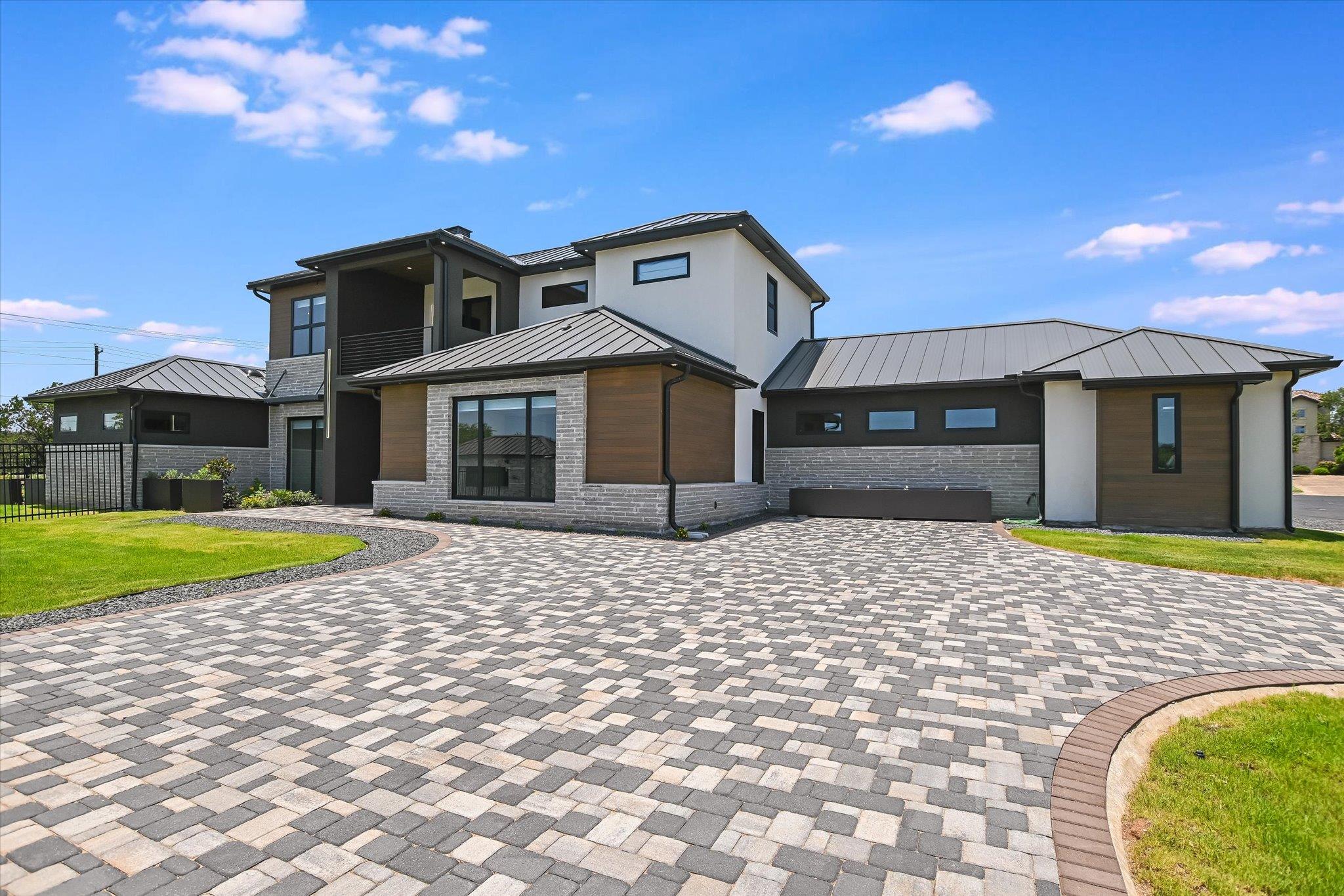 Image 2 of 37 For 1806 Lauren Dr