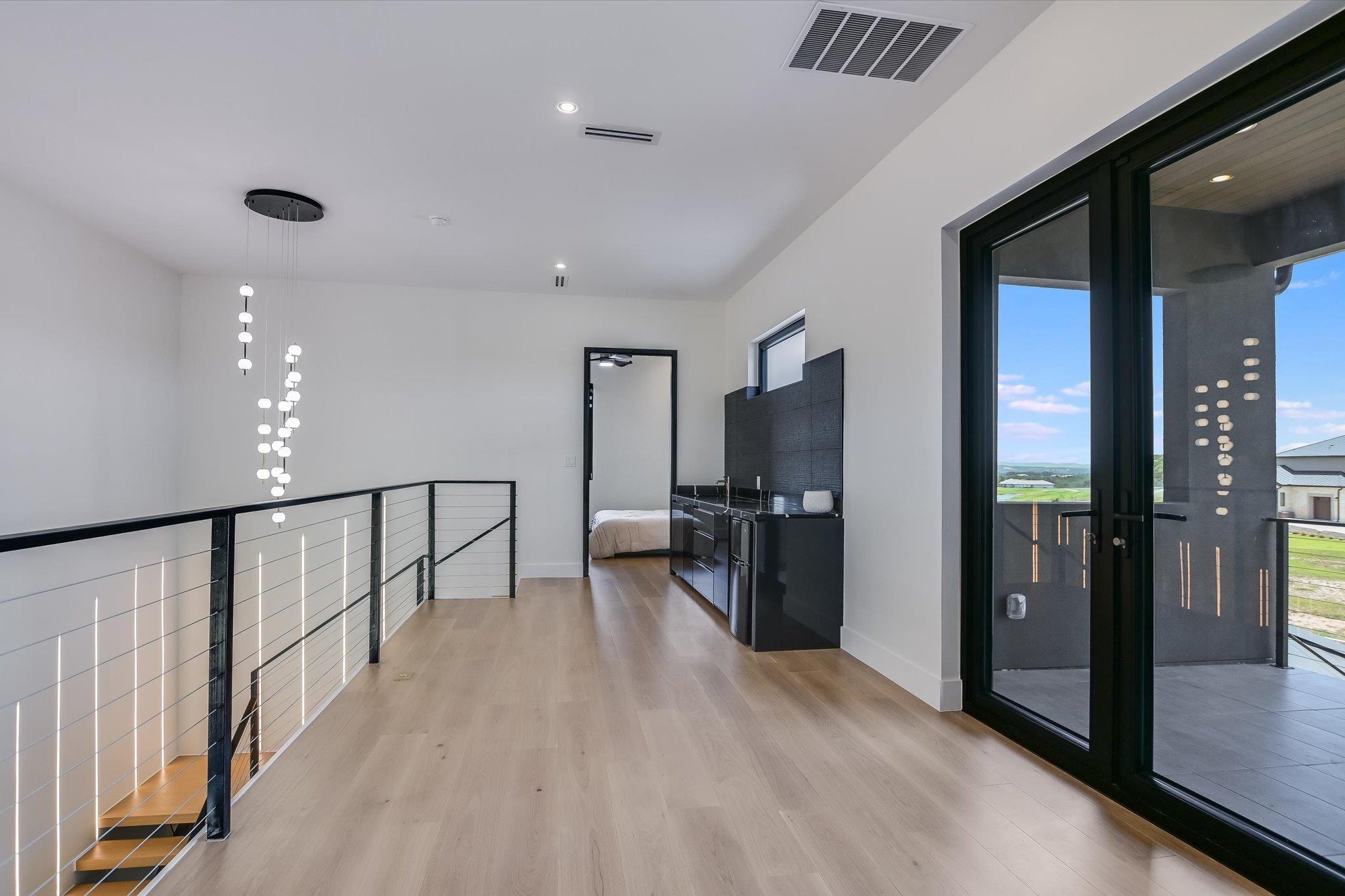 Image 20 of 37 For 1806 Lauren Dr