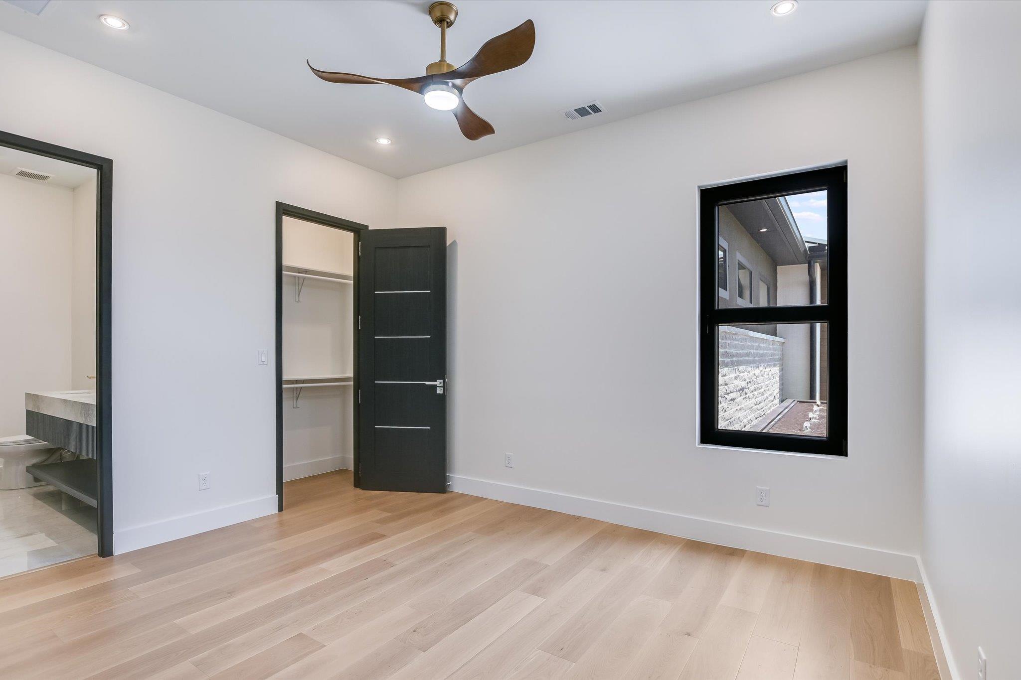 Image 30 of 37 For 1806 Lauren Dr