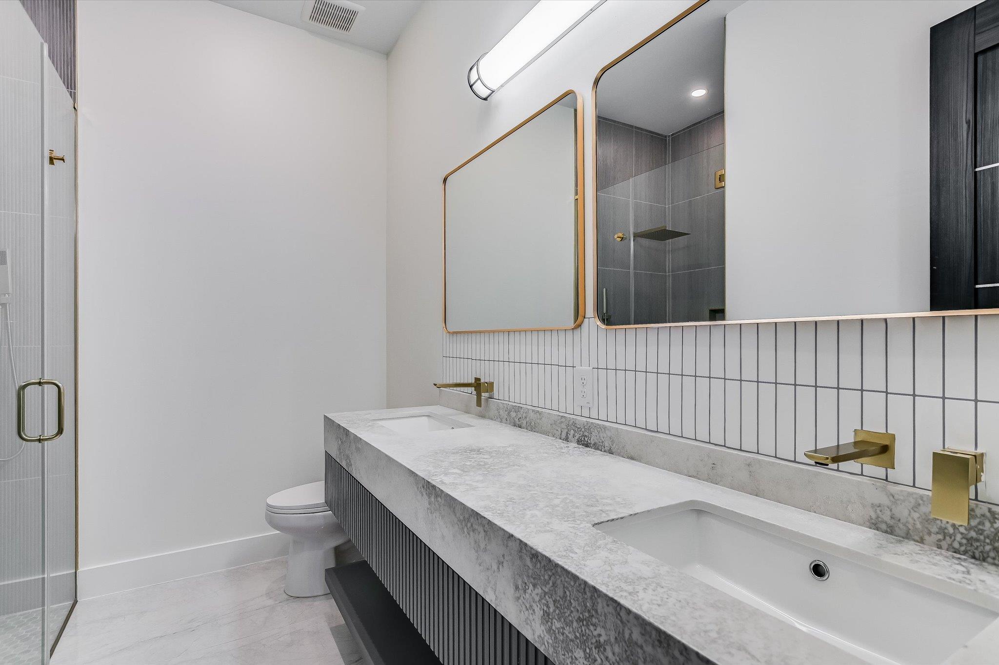 Image 31 of 37 For 1806 Lauren Dr