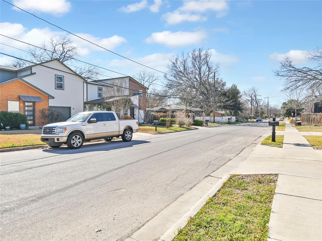 Image 6 of 13 For 5405 Prock Ln