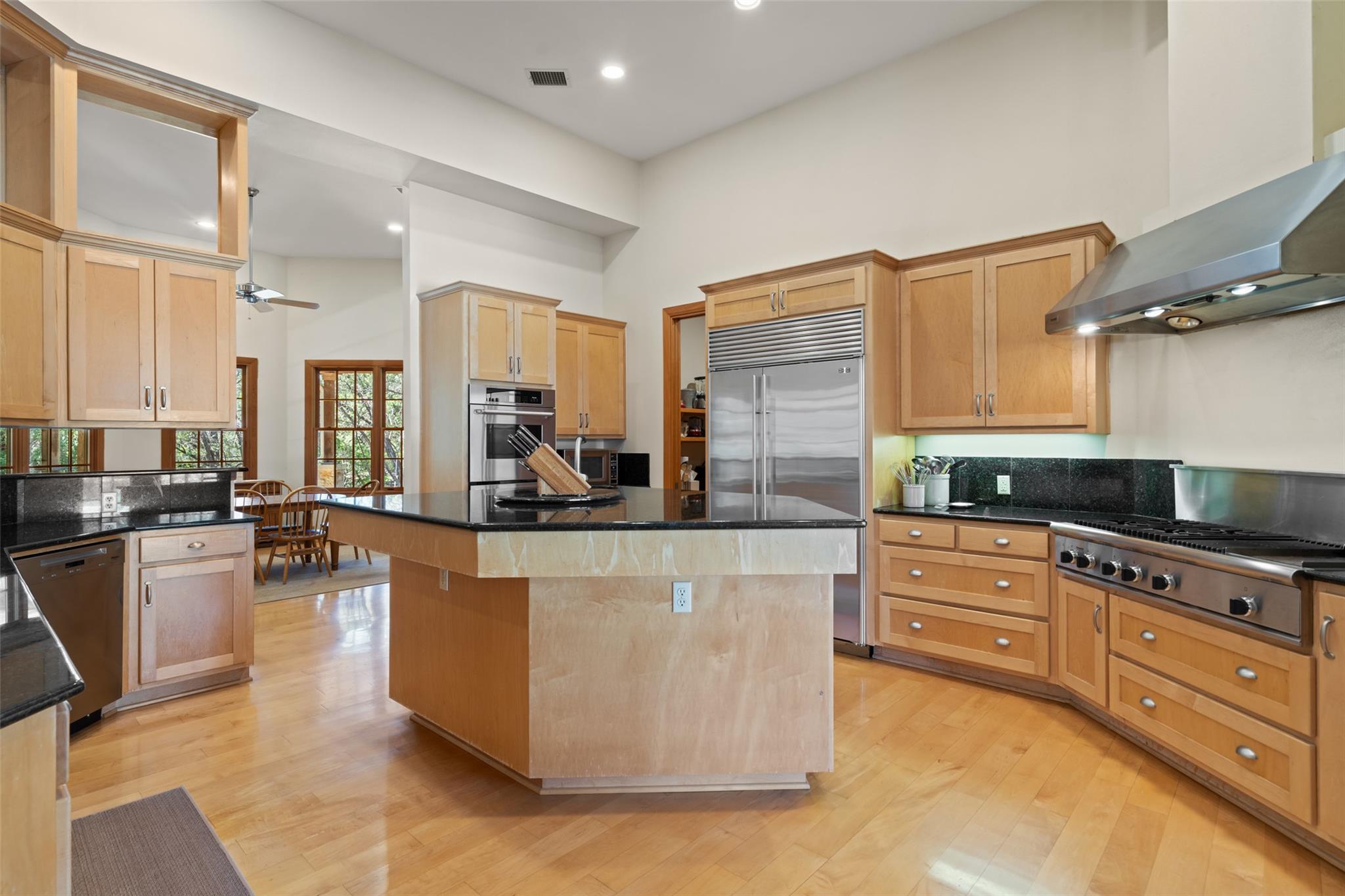 Image 21 of 40 For 1601 Wild Basin Ledge