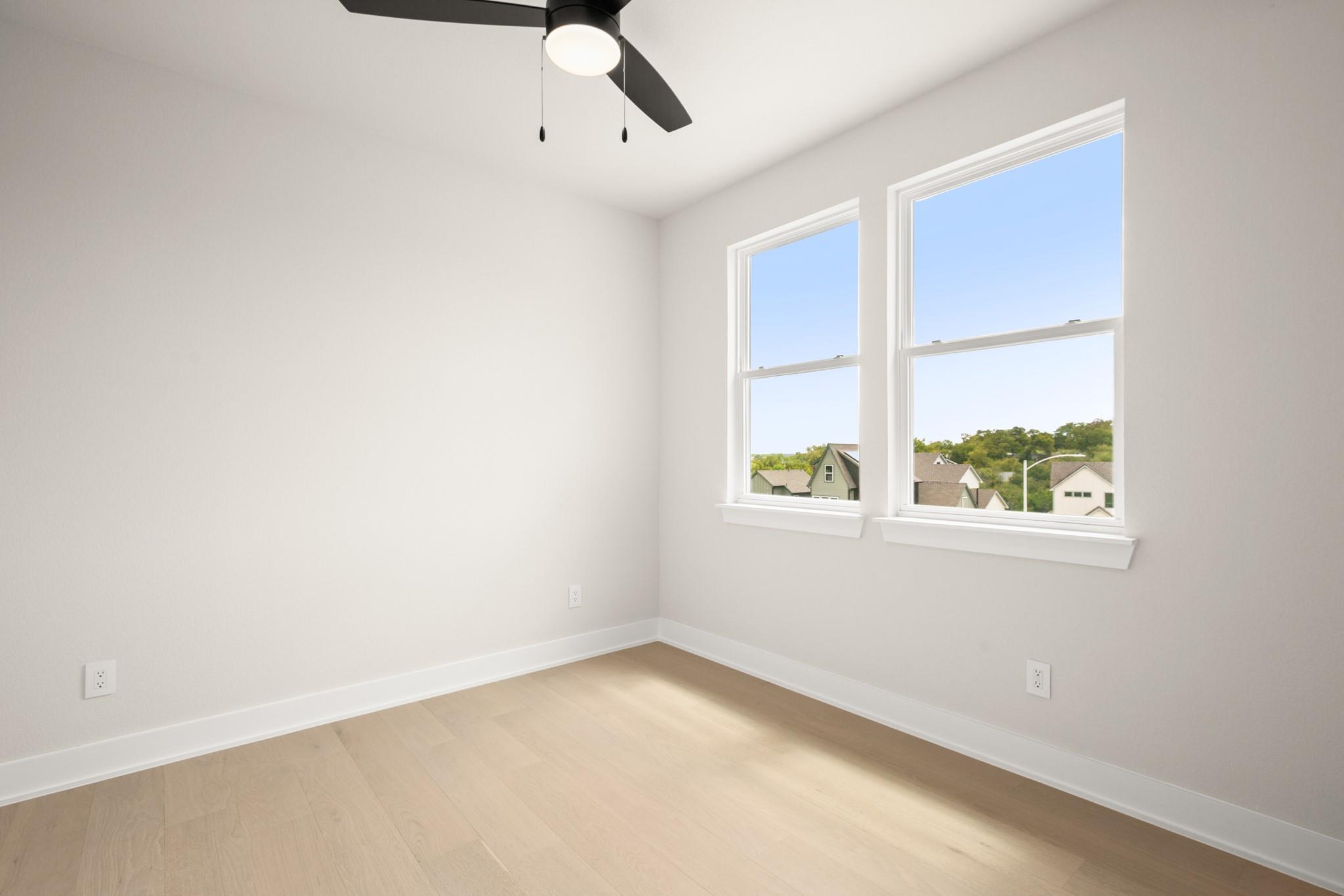 Image 21 of 26 For 2720 Bristol Dr 1