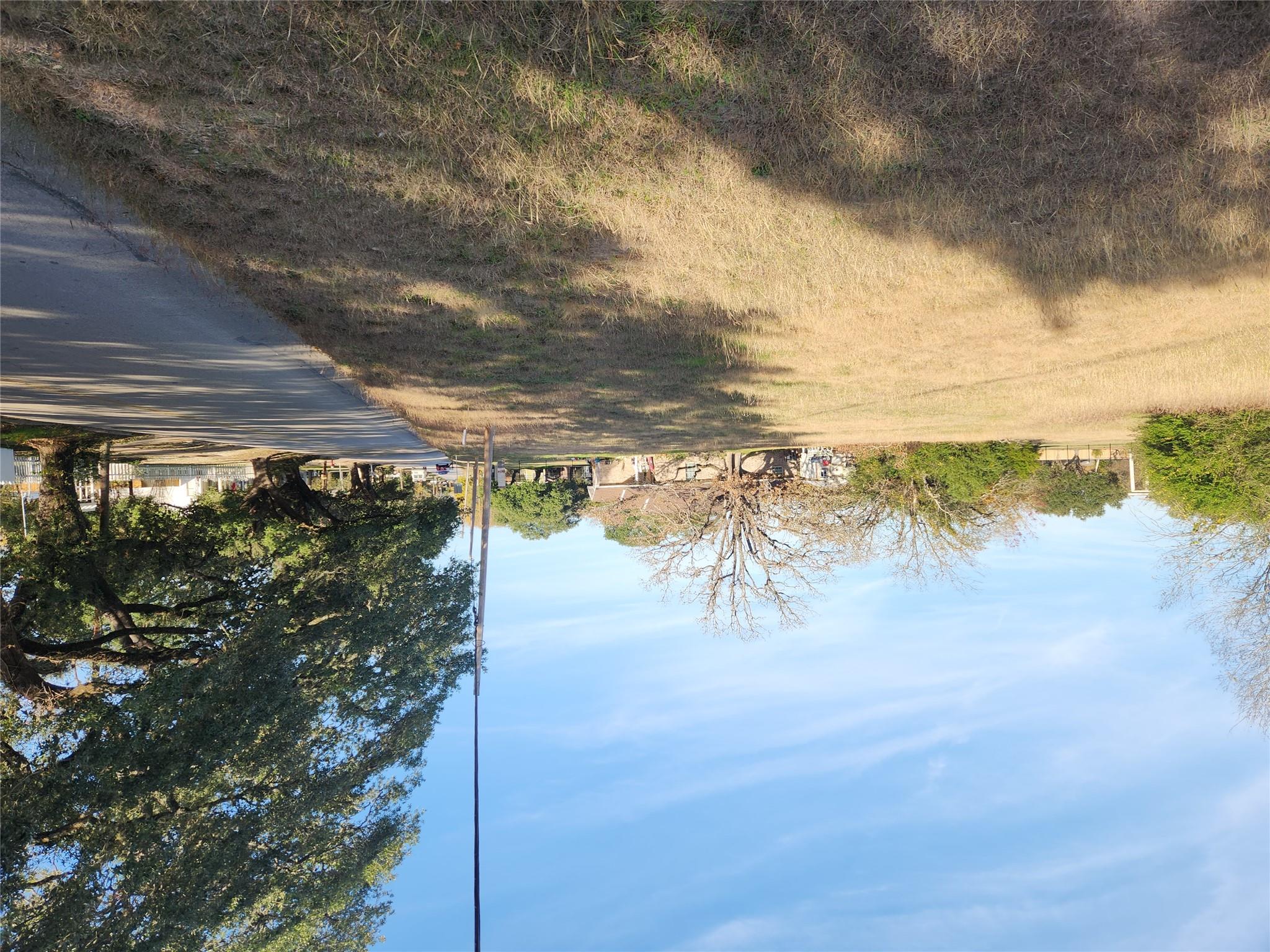 Image 3 of 20 For 1120 Ursuline Ave