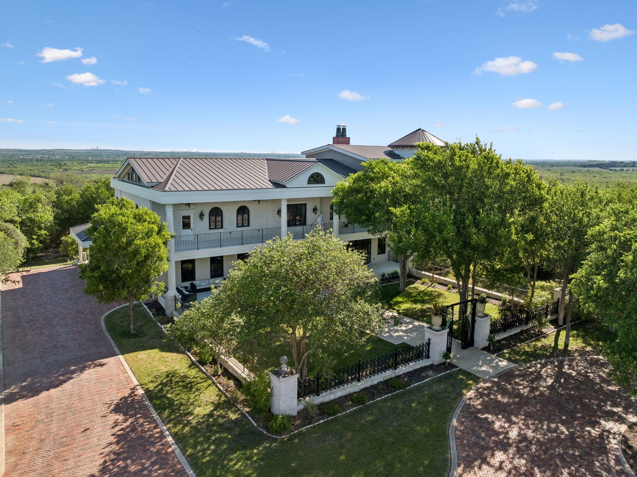 Details for 999 Schwarzlose Rd, New Braunfels, TX 78130