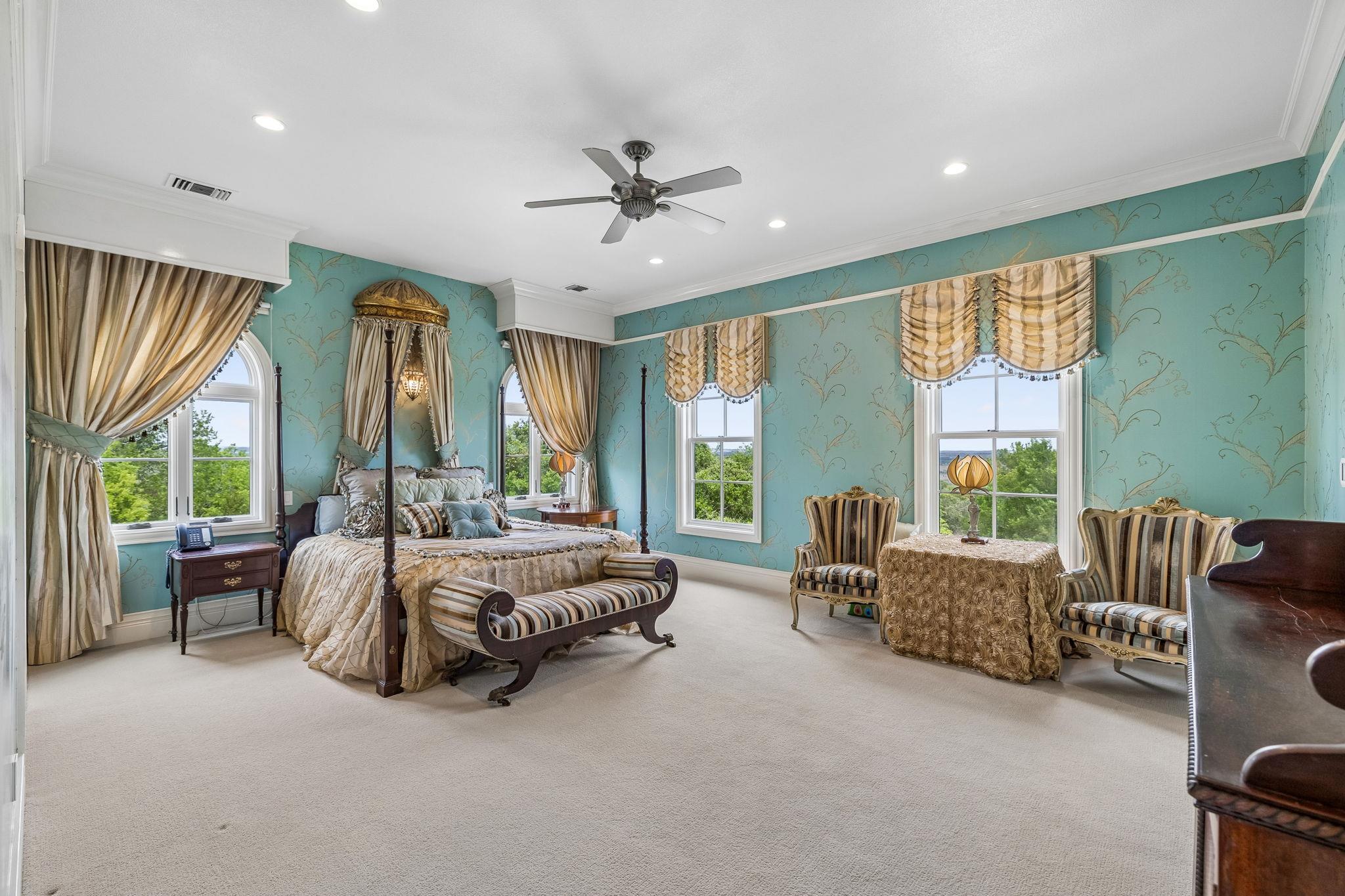 Image 22 of 40 For 999 Schwarzlose Rd