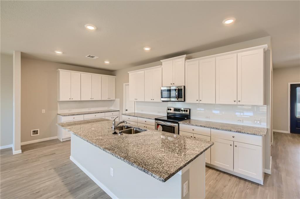 Image 4 of 29 For 2478 Moselle Ln