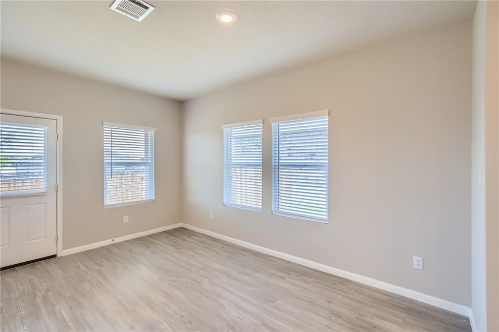 Image 8 of 29 For 2478 Moselle Ln