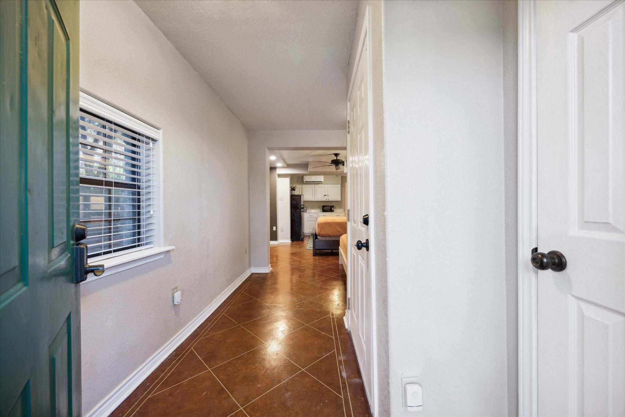 Image 16 of 33 For 2232 Glenn Dr