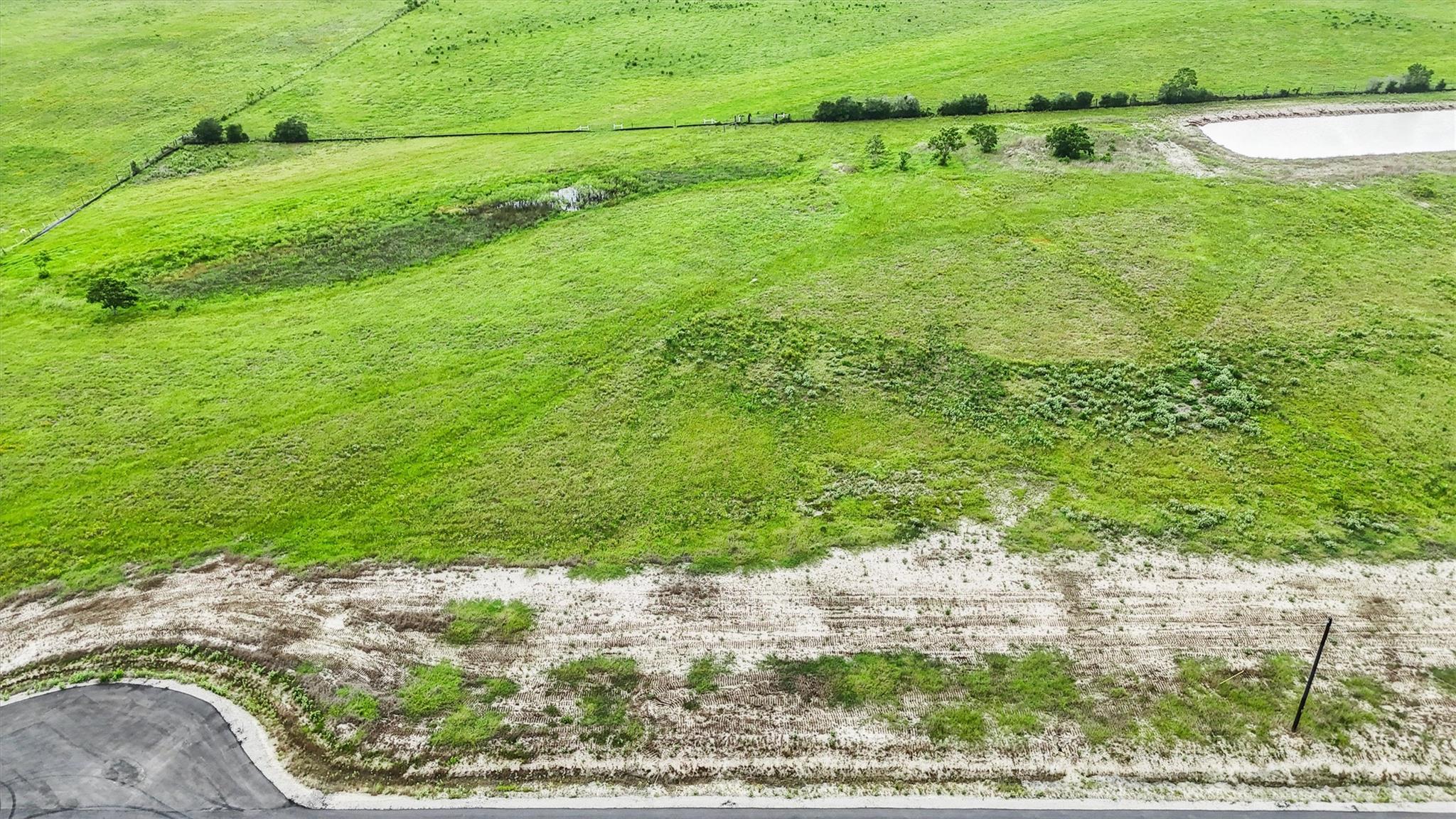 Image 4 of 10 For 1362 Saddleback Dr