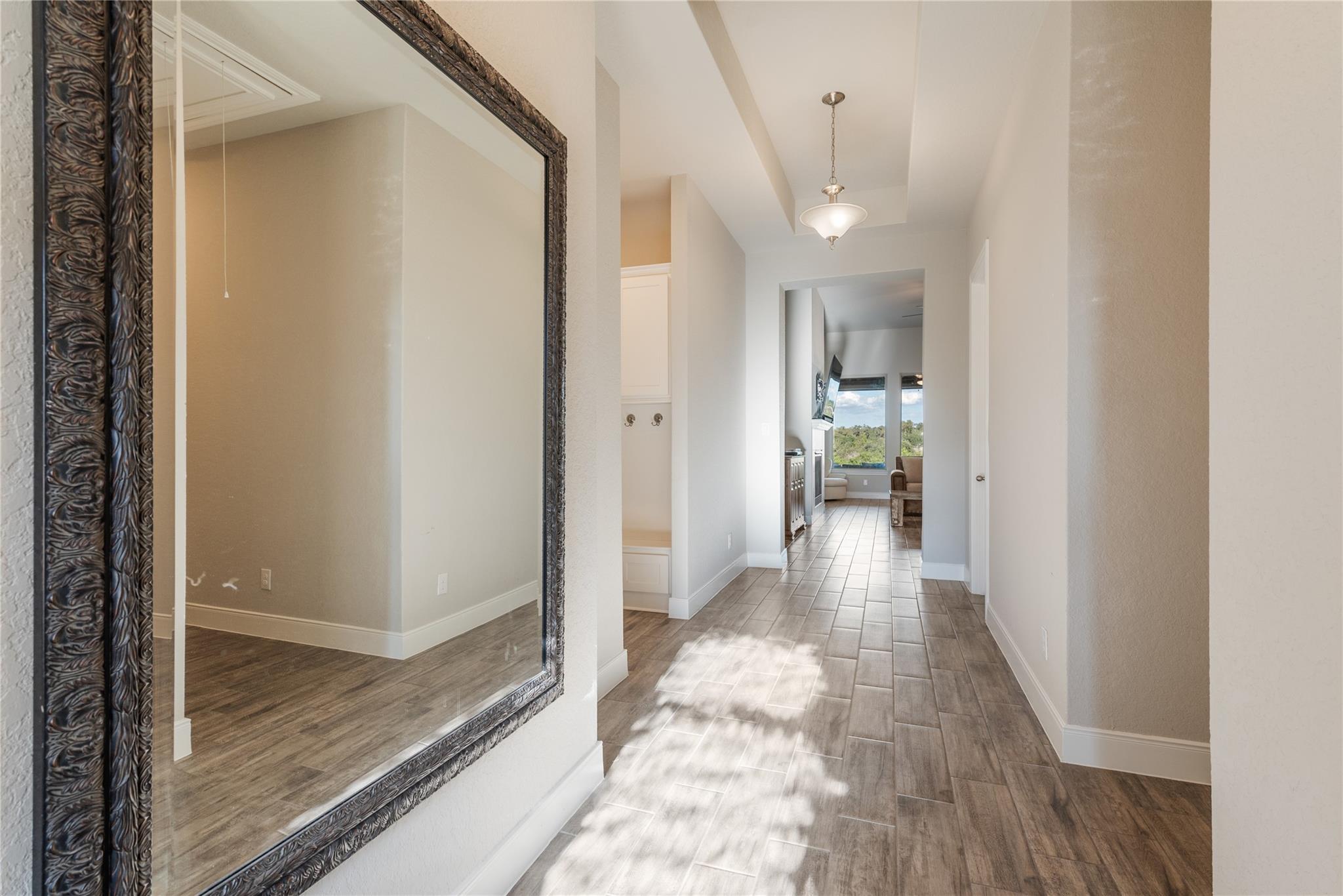 Image 16 of 40 For 1310 Cross Gable