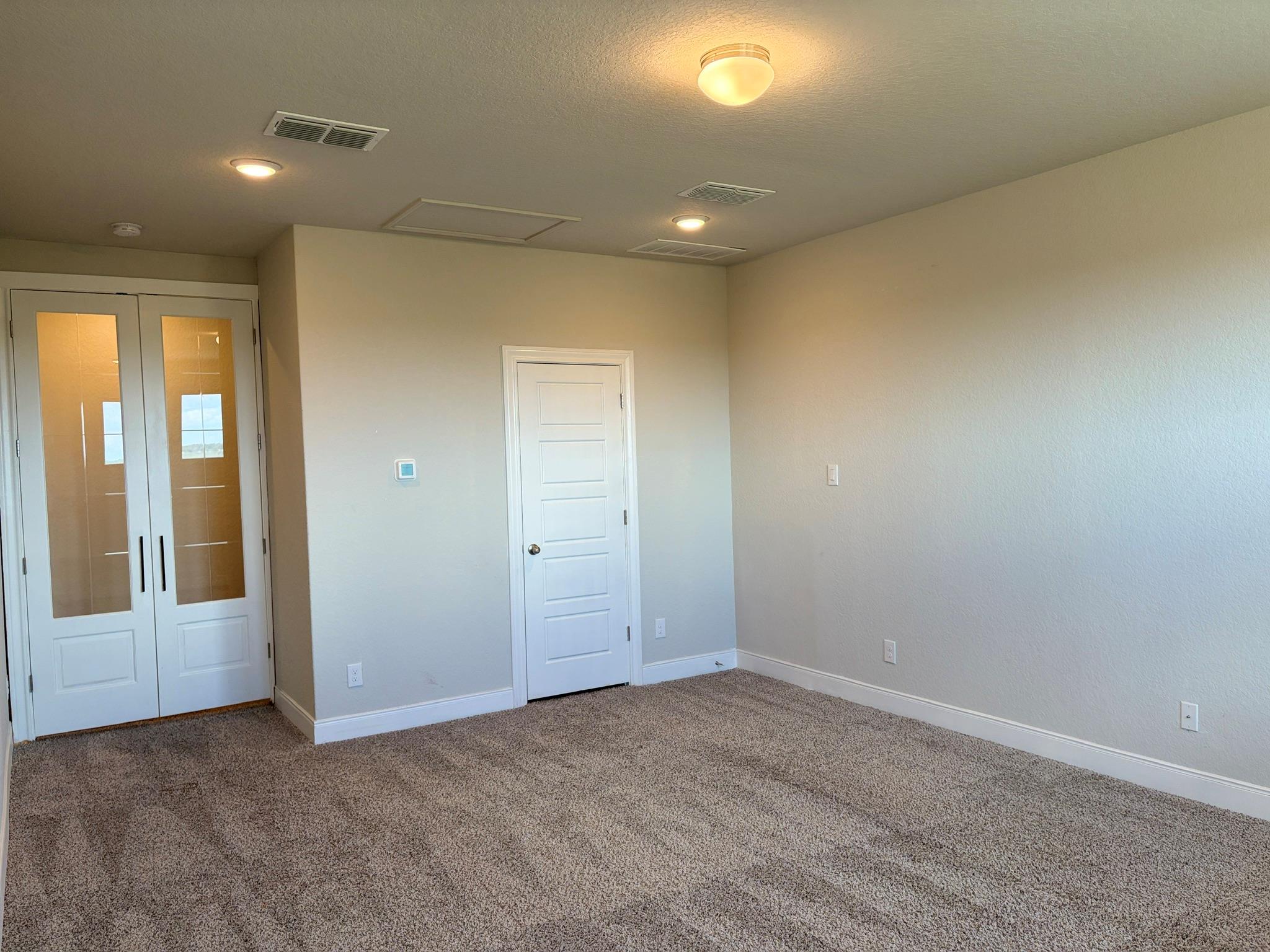 Image 20 of 40 For 1310 Cross Gable