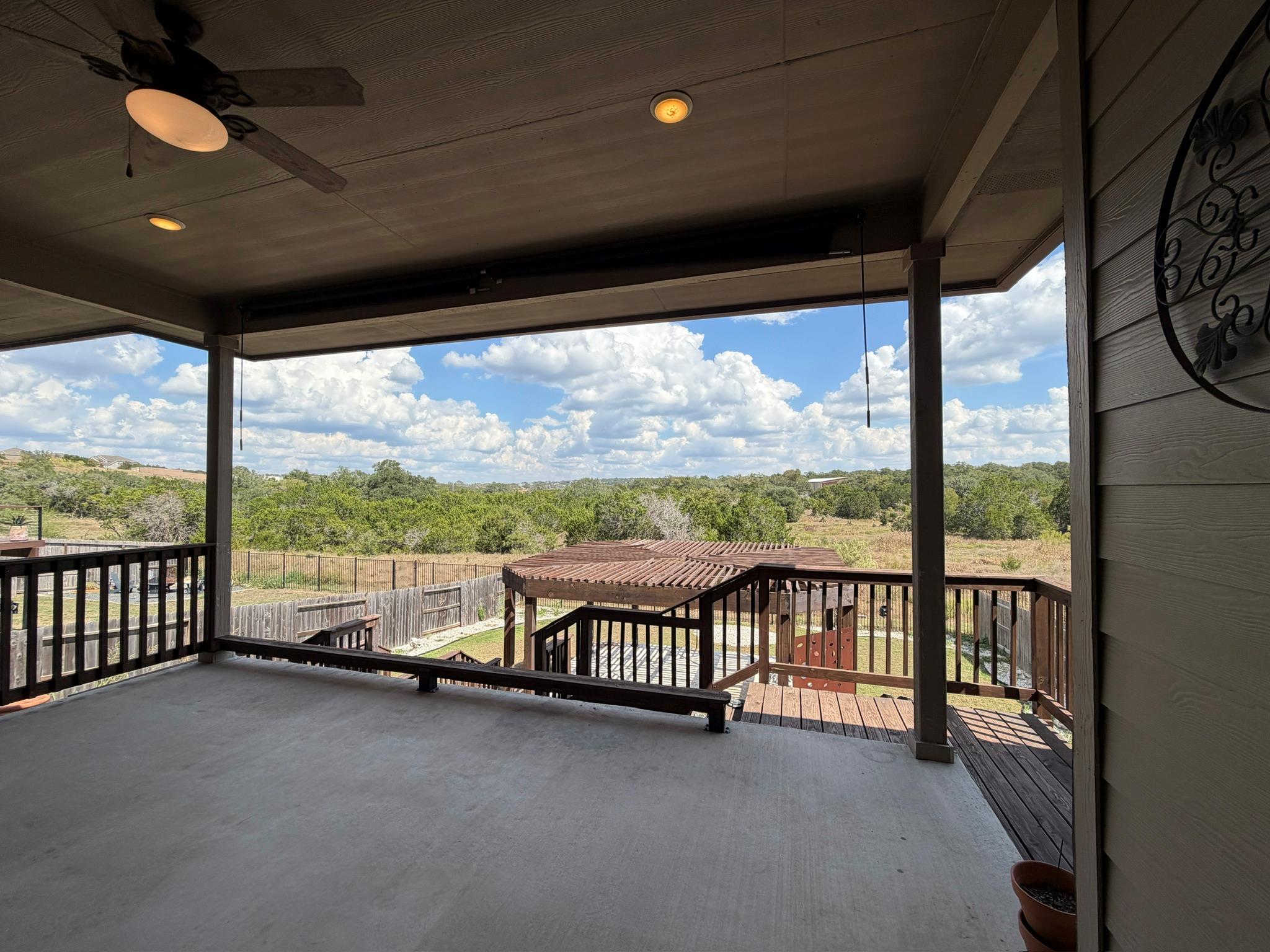 Image 26 of 40 For 1310 Cross Gable