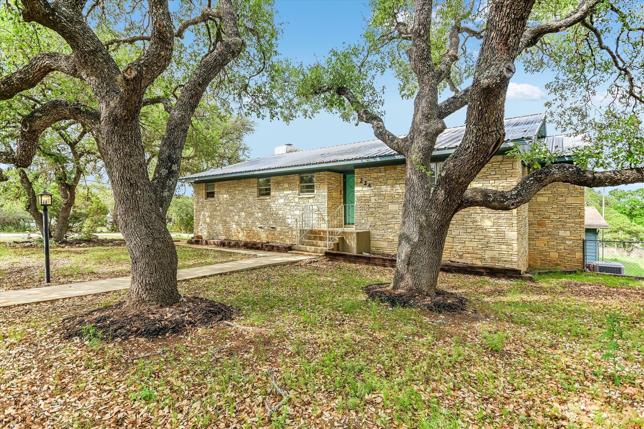 Details for 224 Circle Hvn, Canyon Lake, TX 78133