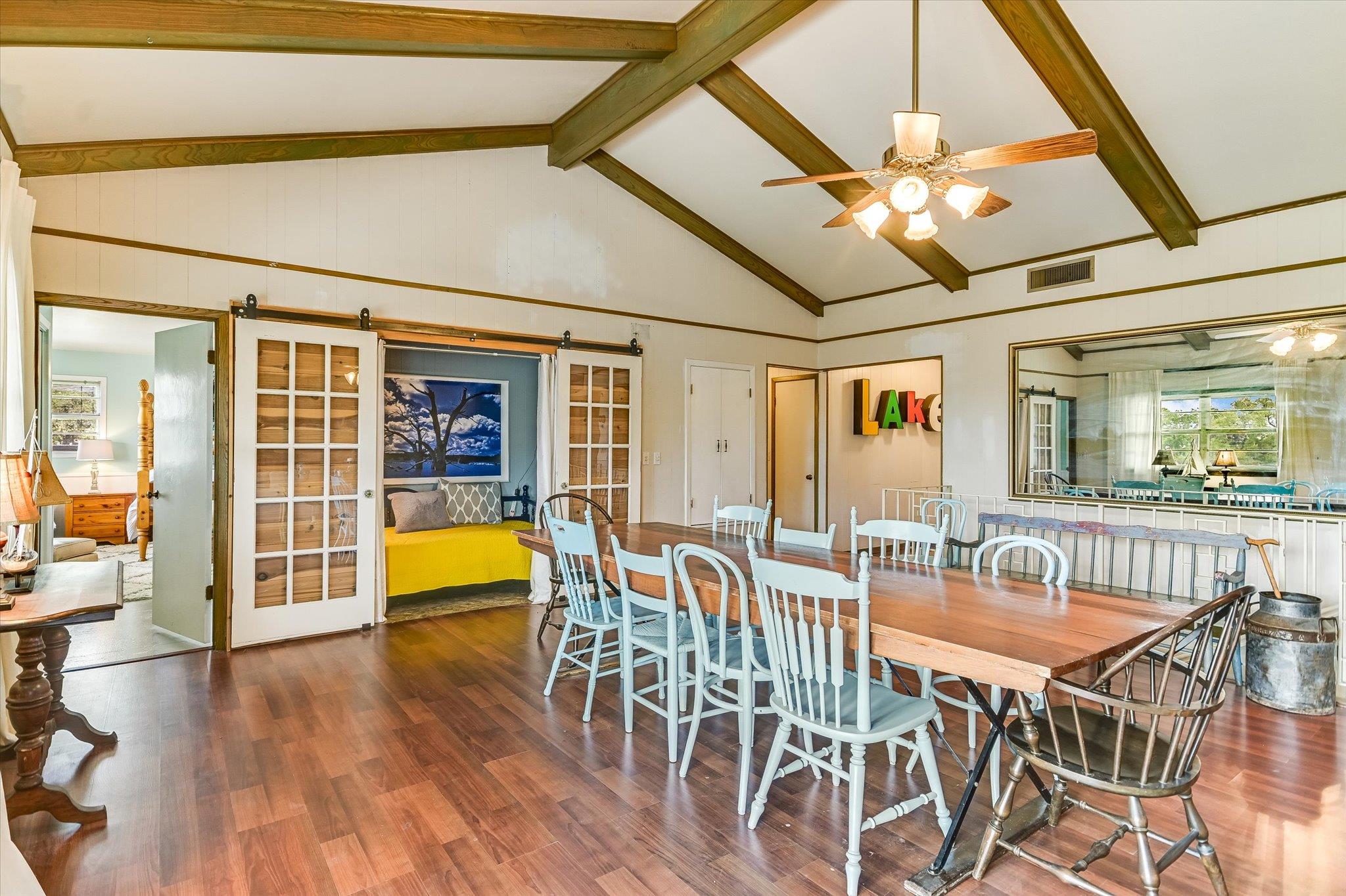 Image 12 of 30 For 224 Circle Hvn