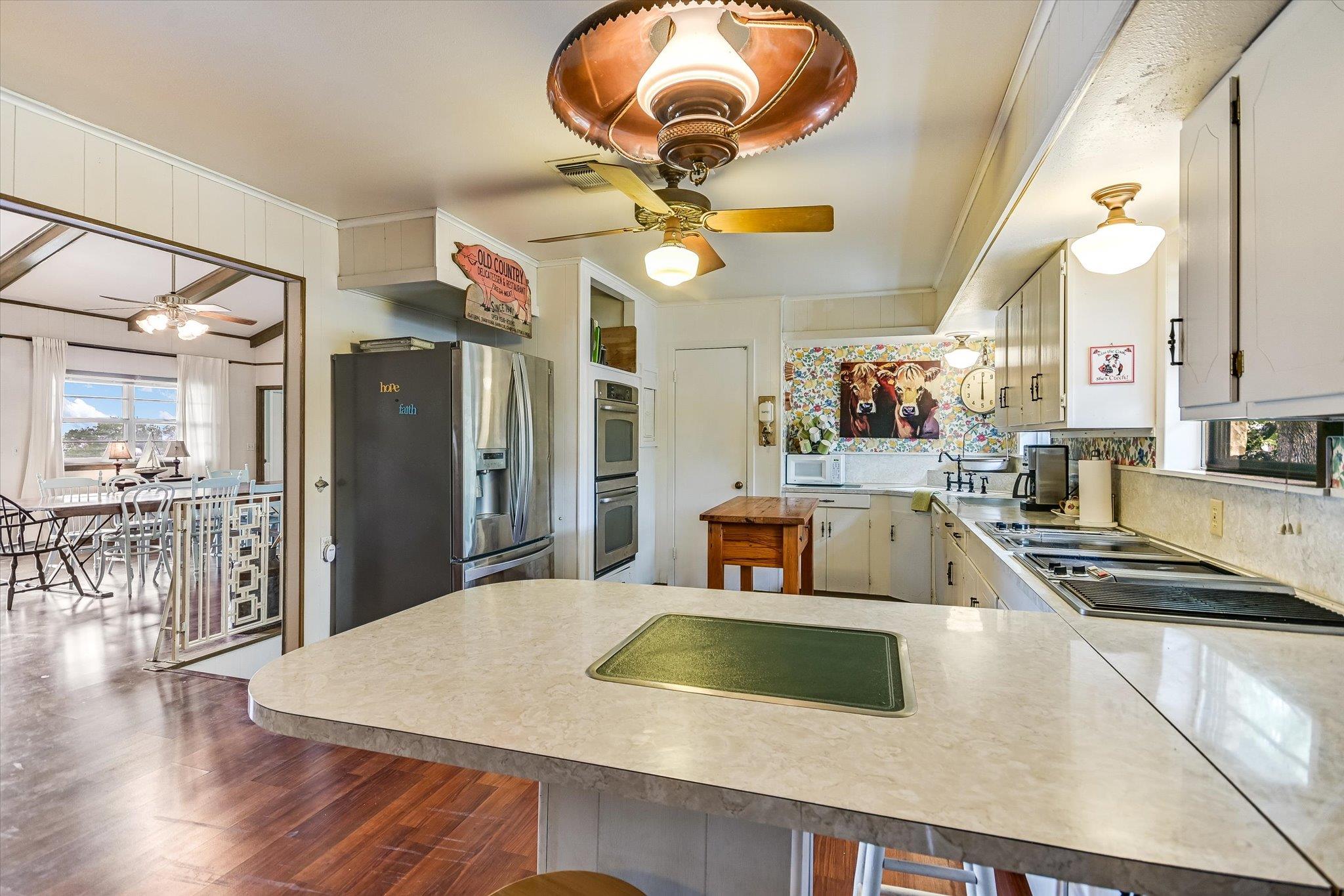 Image 7 of 30 For 224 Circle Hvn