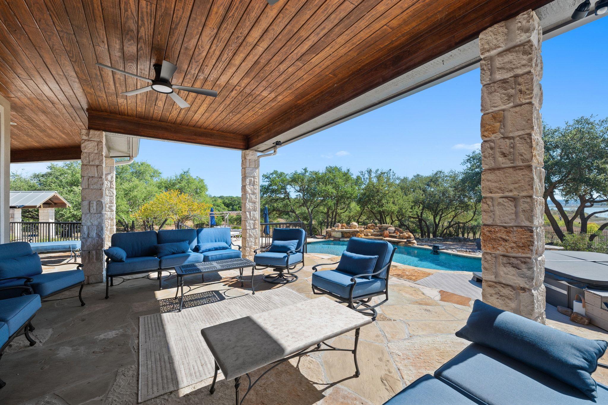 Image 36 of 40 For 185 Shimmering Shore Ct