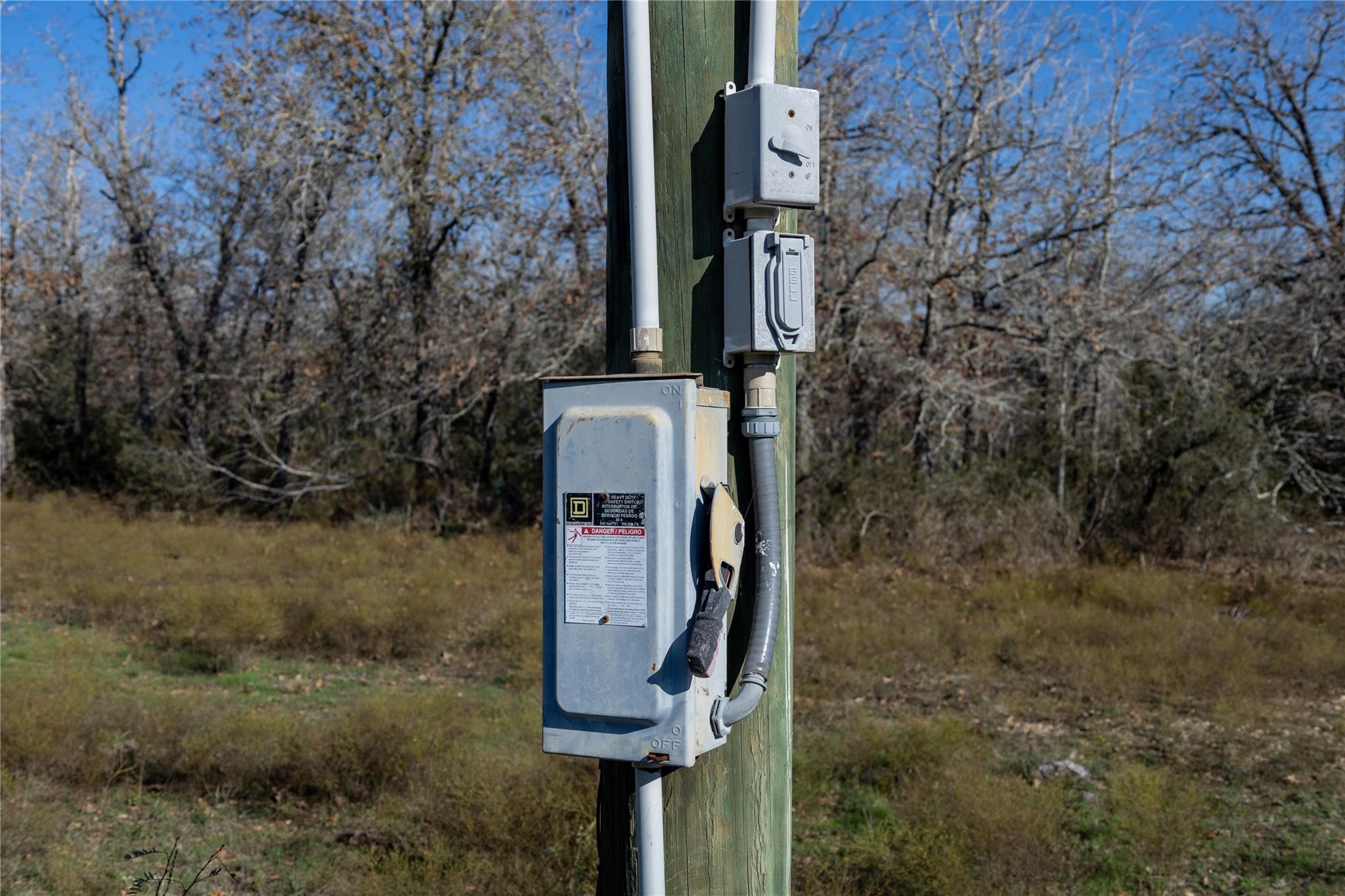 Image 16 of 40 For 399 Seals Creek Rd