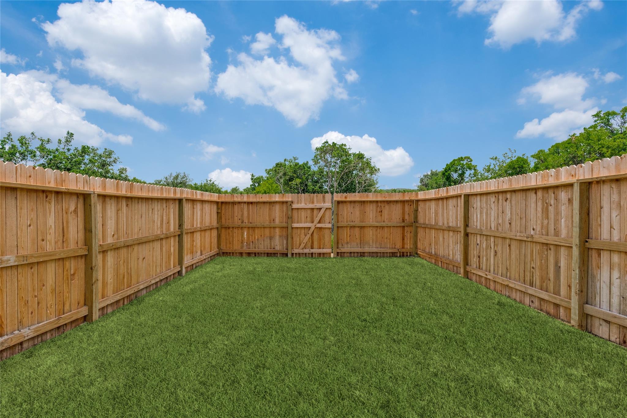 Image 21 of 21 For 721 Ryan Xing