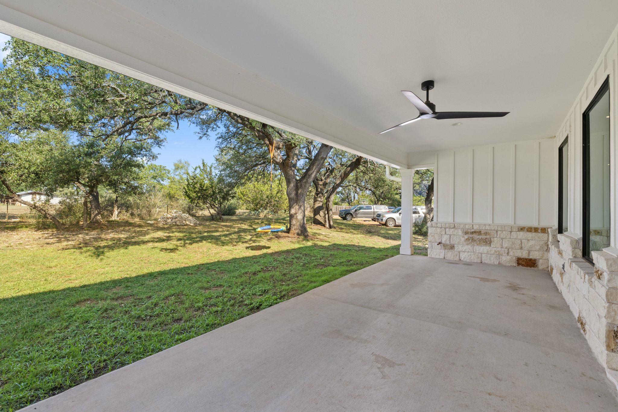 Image 34 of 40 For 114 Winding Oak Dr