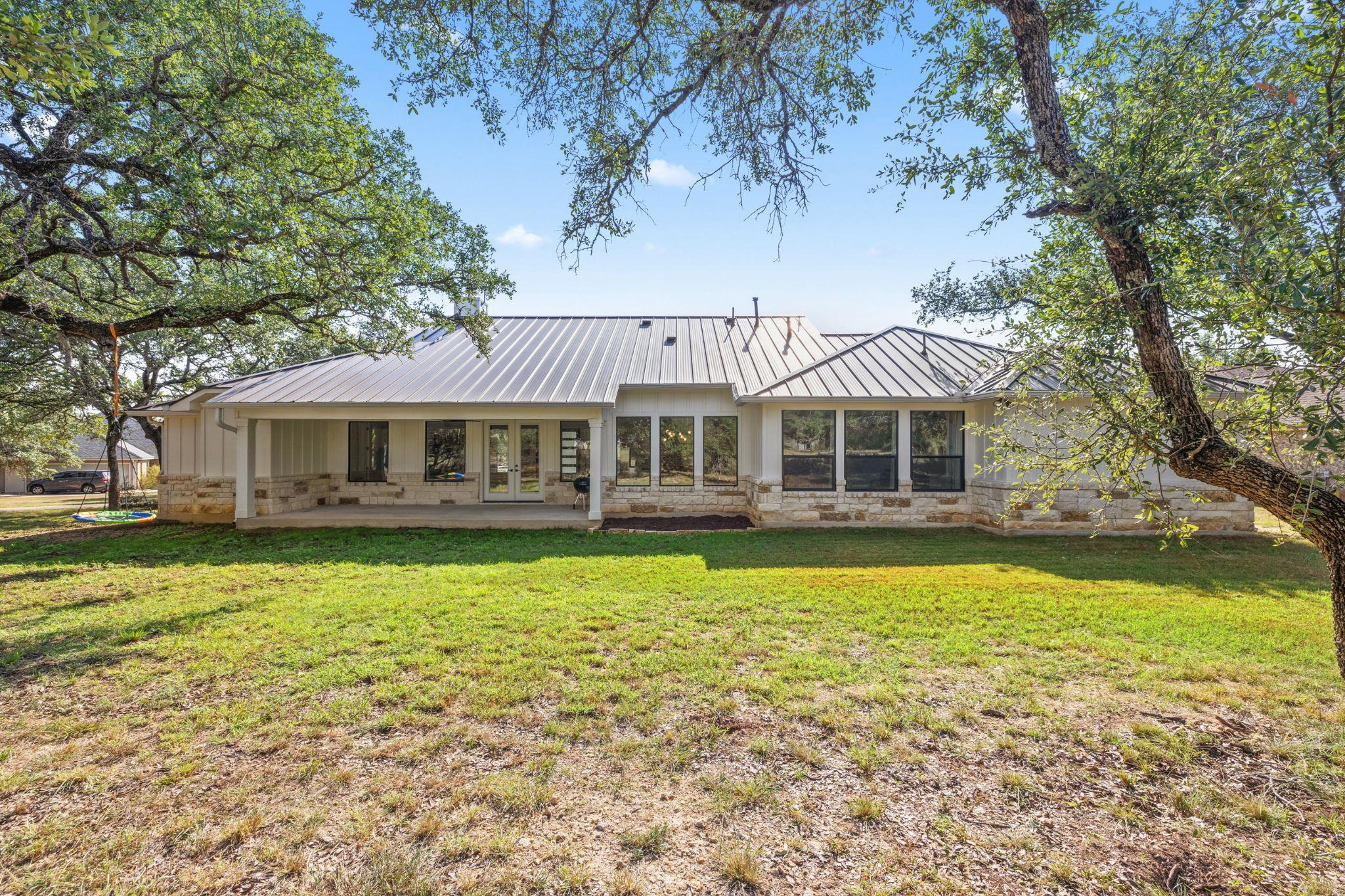 Image 39 of 40 For 114 Winding Oak Dr