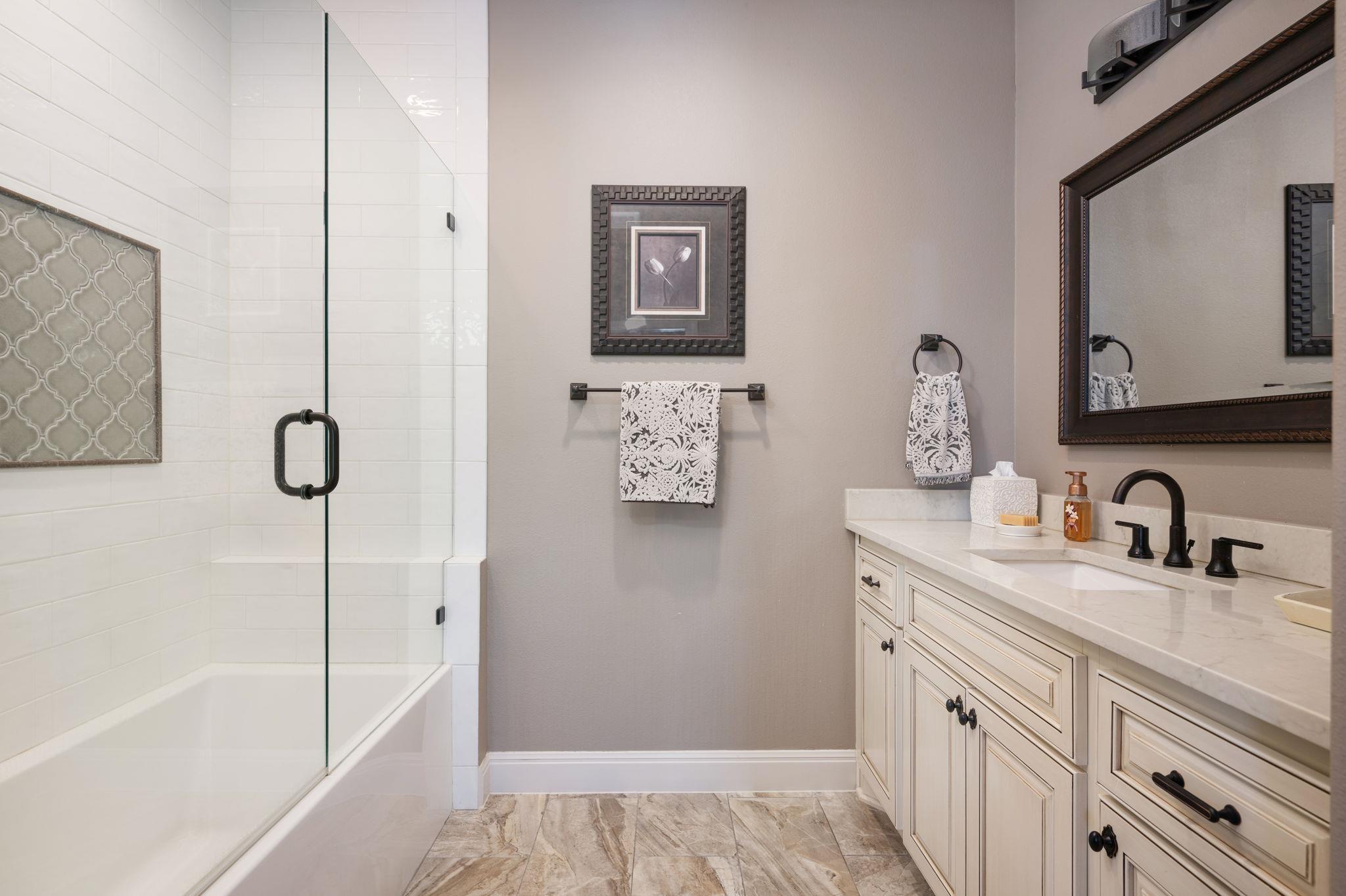 Image 15 of 25 For 1771 Edgewater Fls