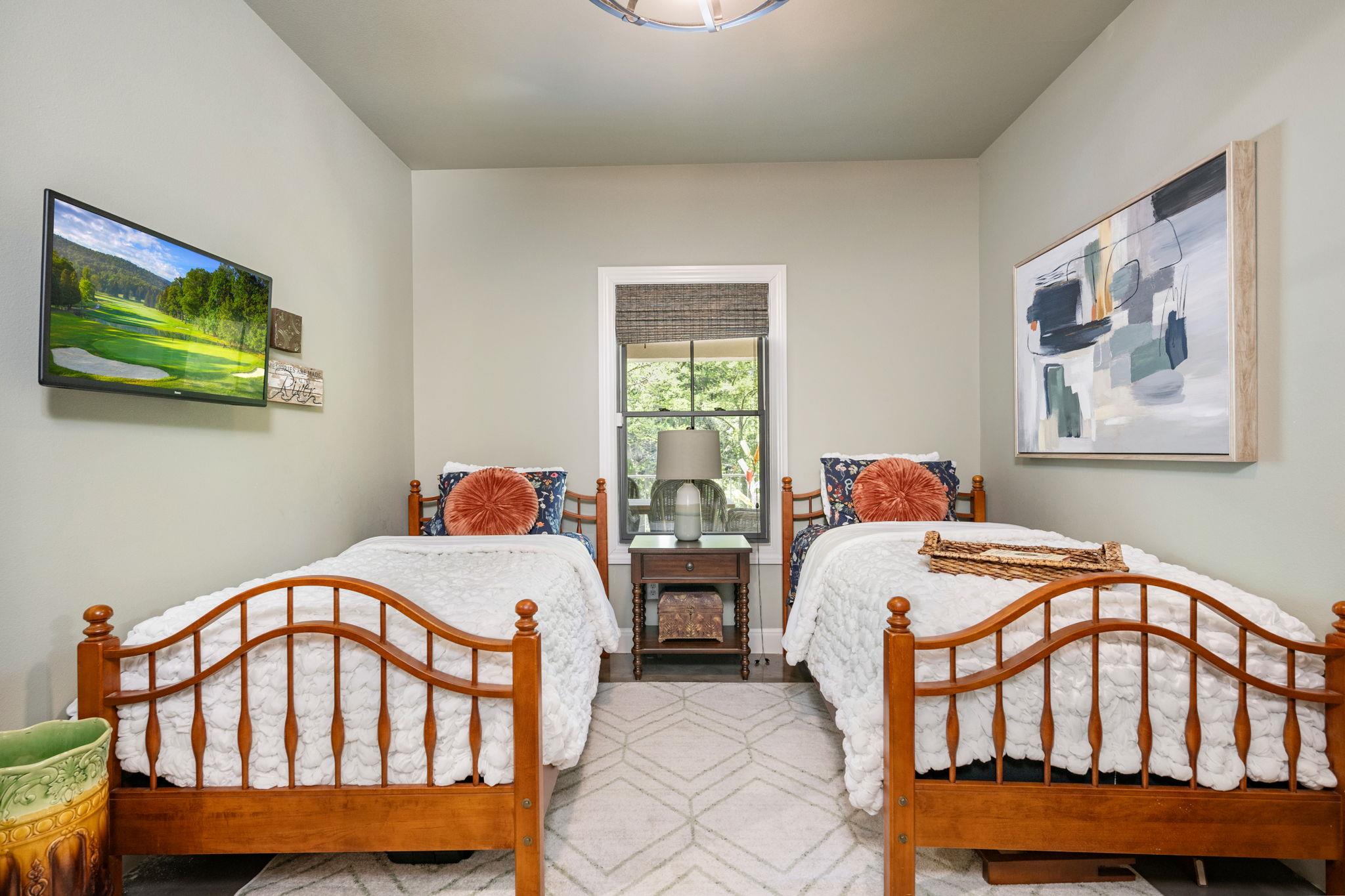 Image 19 of 25 For 1771 Edgewater Fls