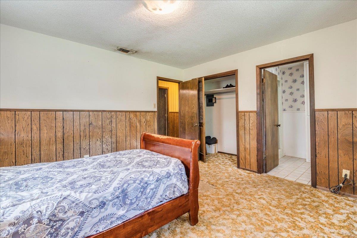Image 17 of 38 For 771 Mary Preiss Dr