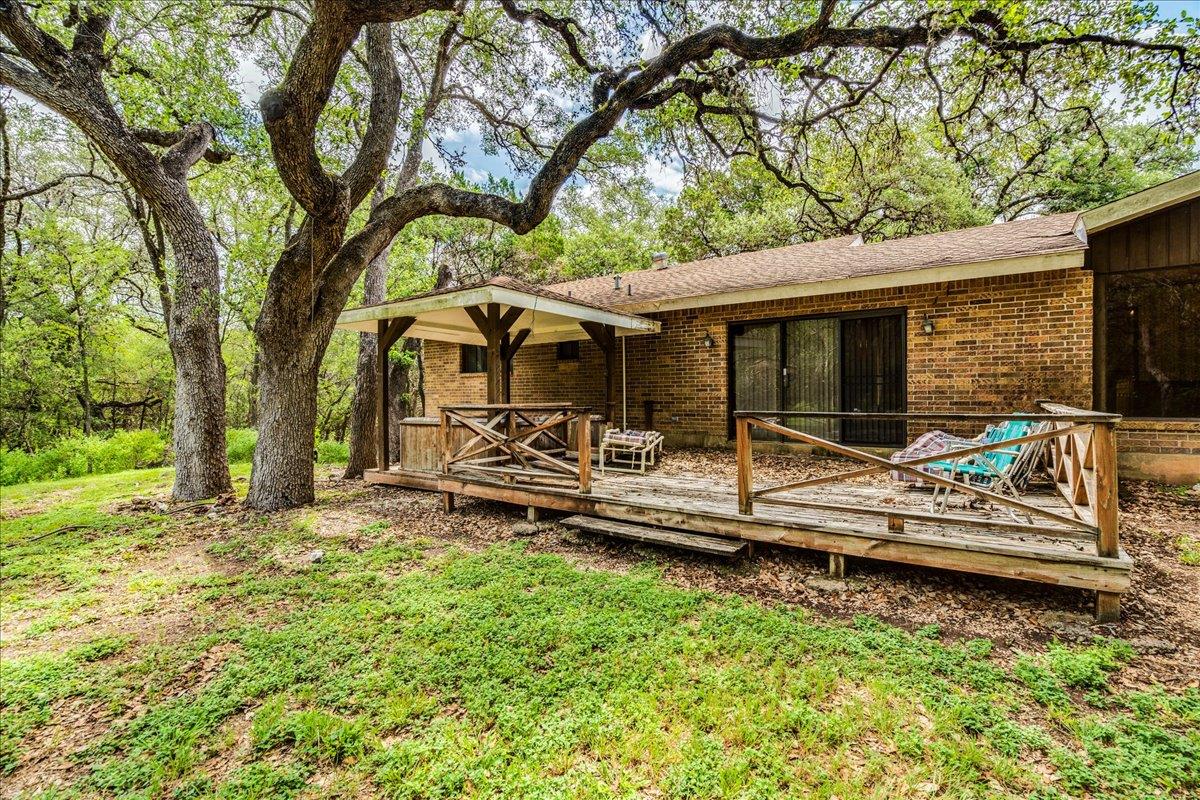 Image 30 of 38 For 771 Mary Preiss Dr