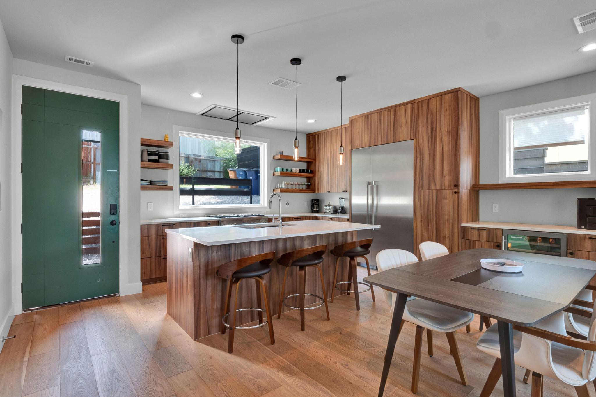 Image 18 of 40 For 1914 8th St 