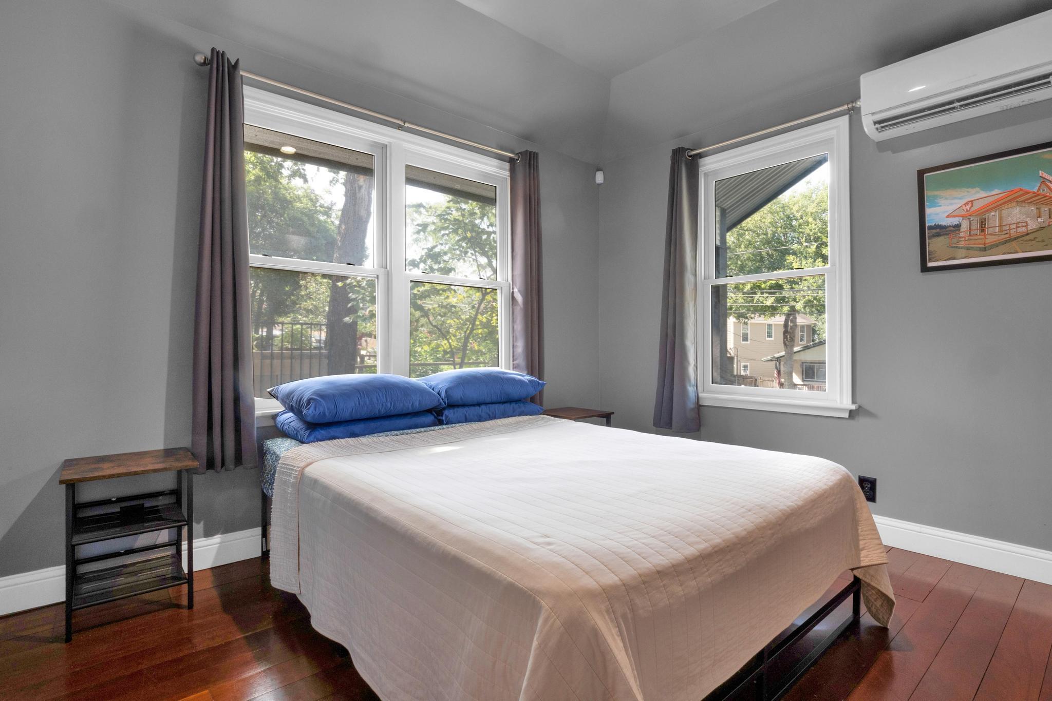 Image 25 of 40 For 1914 8th St 