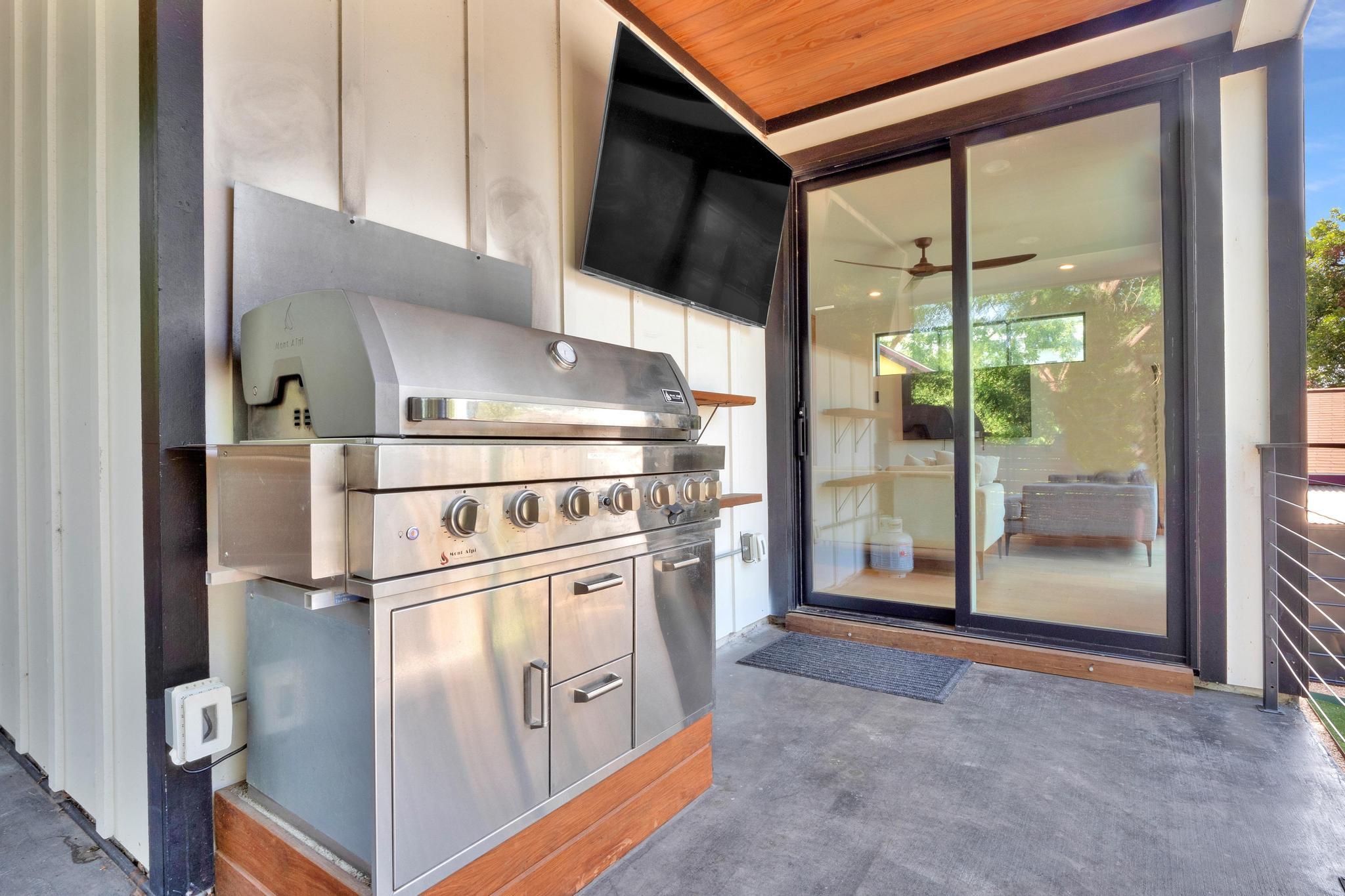 Image 9 of 40 For 1914 8th St 