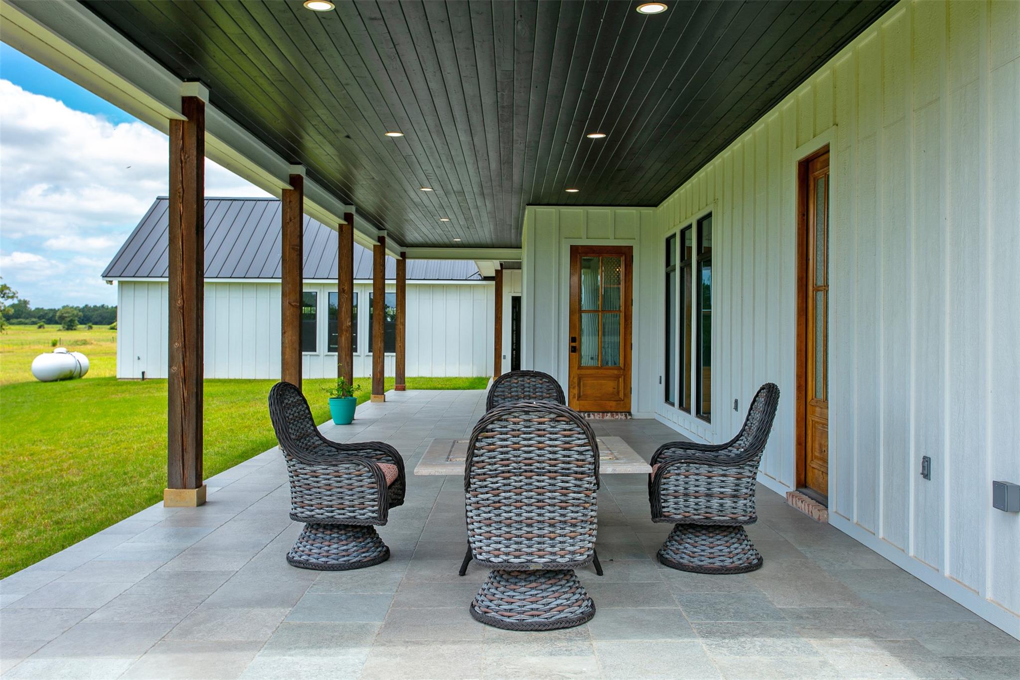 Image 28 of 38 For 4503 County Road 308