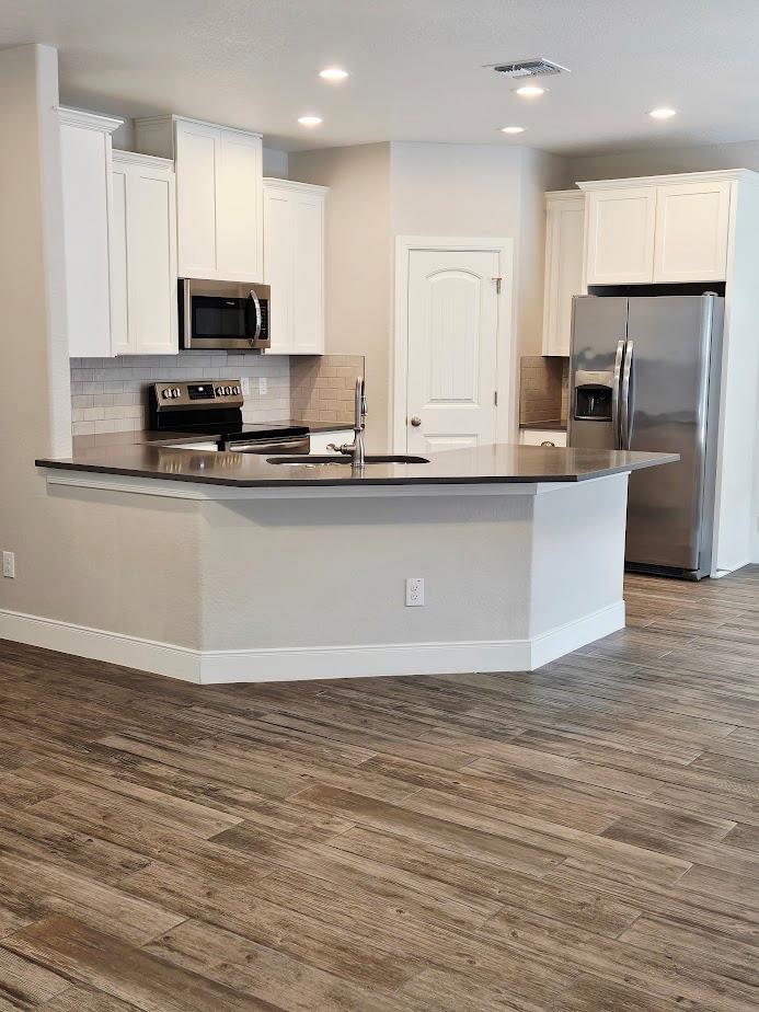 Image 3 of 14 For 110 Otto St