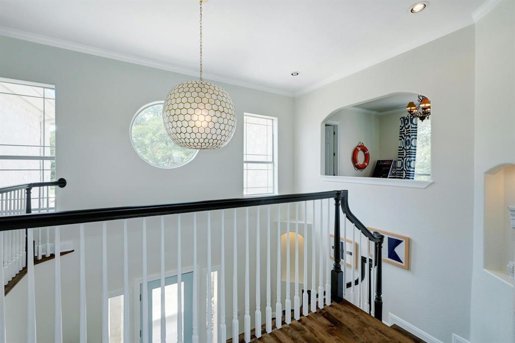 Image 25 of 40 For 17902 Crystal Cv