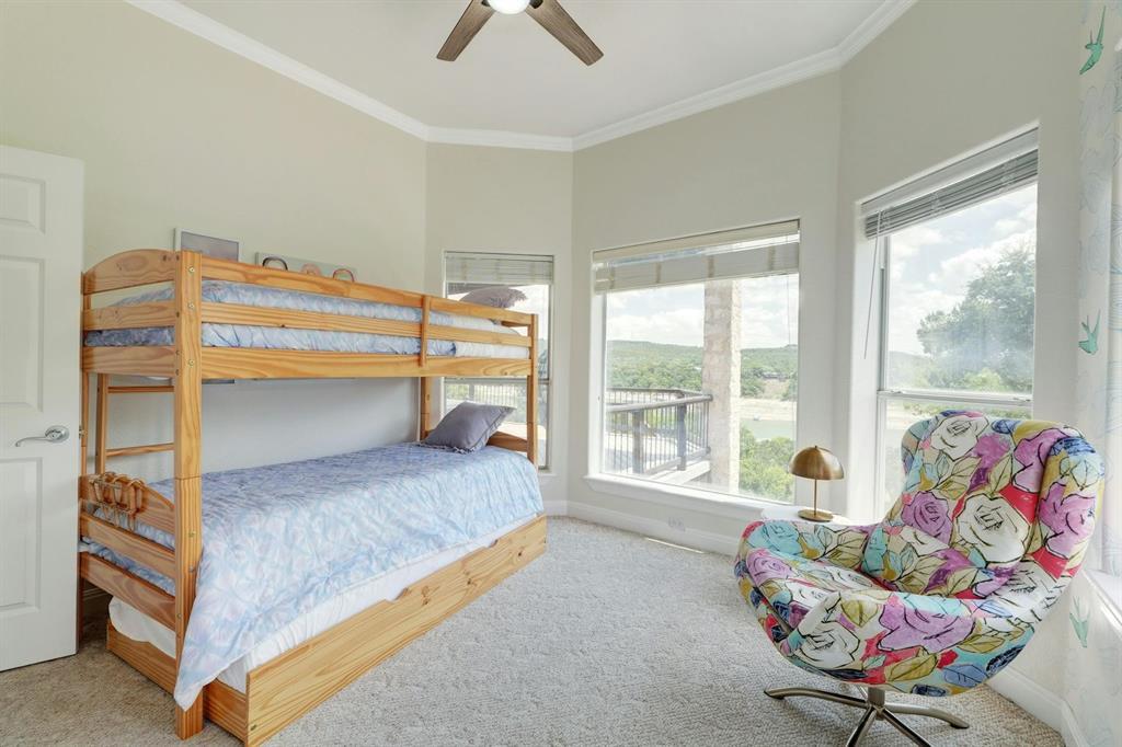 Image 30 of 40 For 17902 Crystal Cv