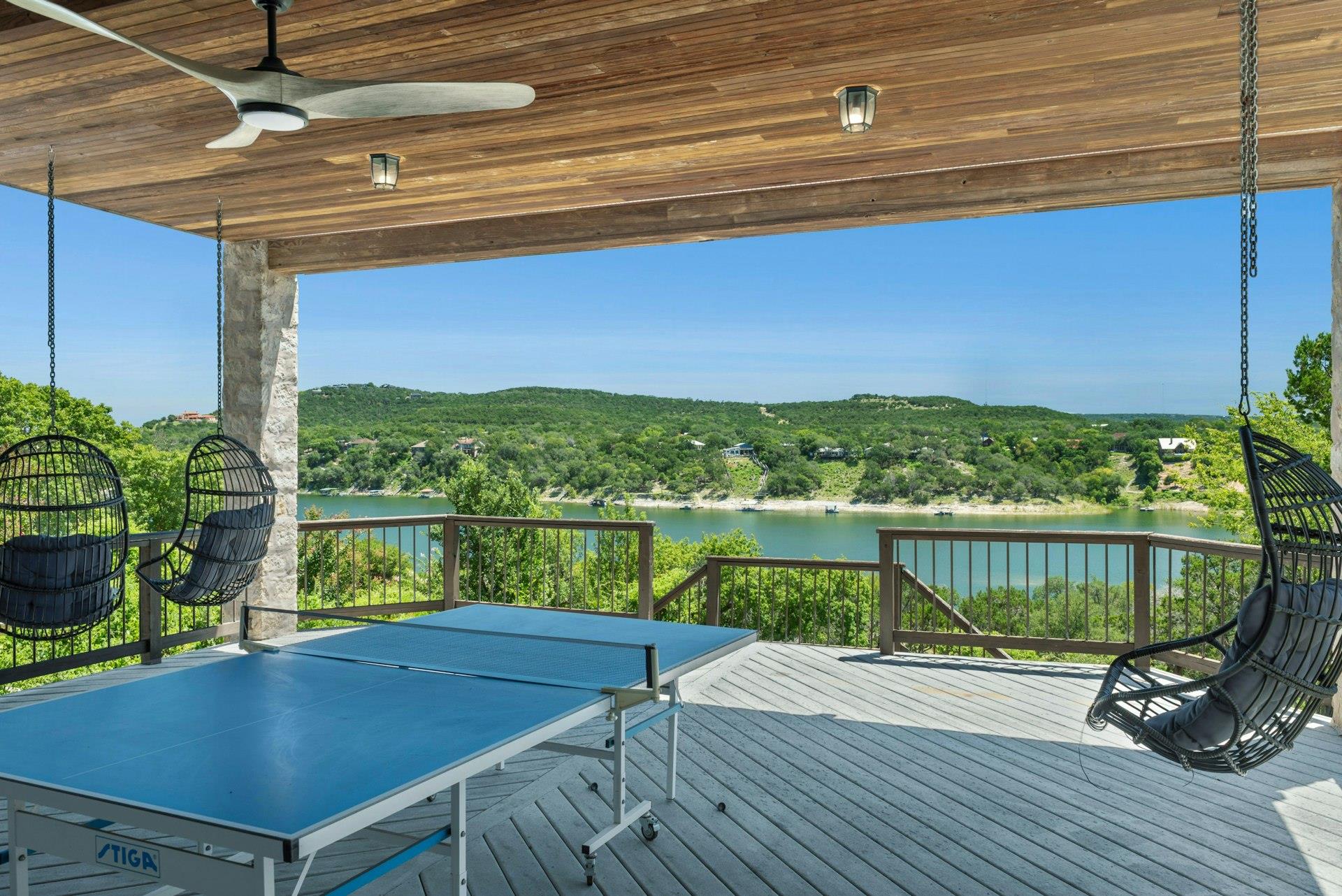 Image 32 of 40 For 17902 Crystal Cv