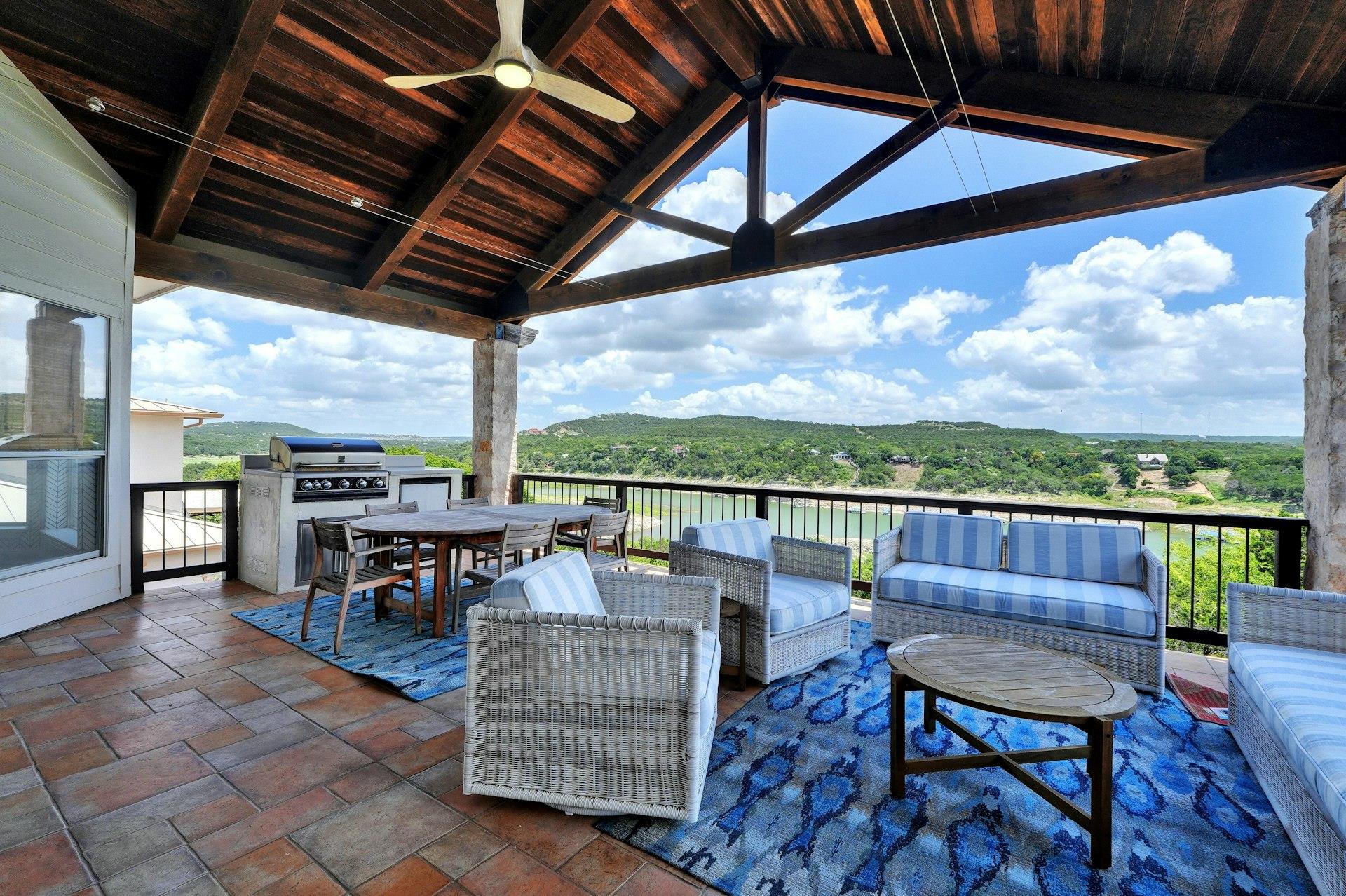 Image 6 of 40 For 17902 Crystal Cv