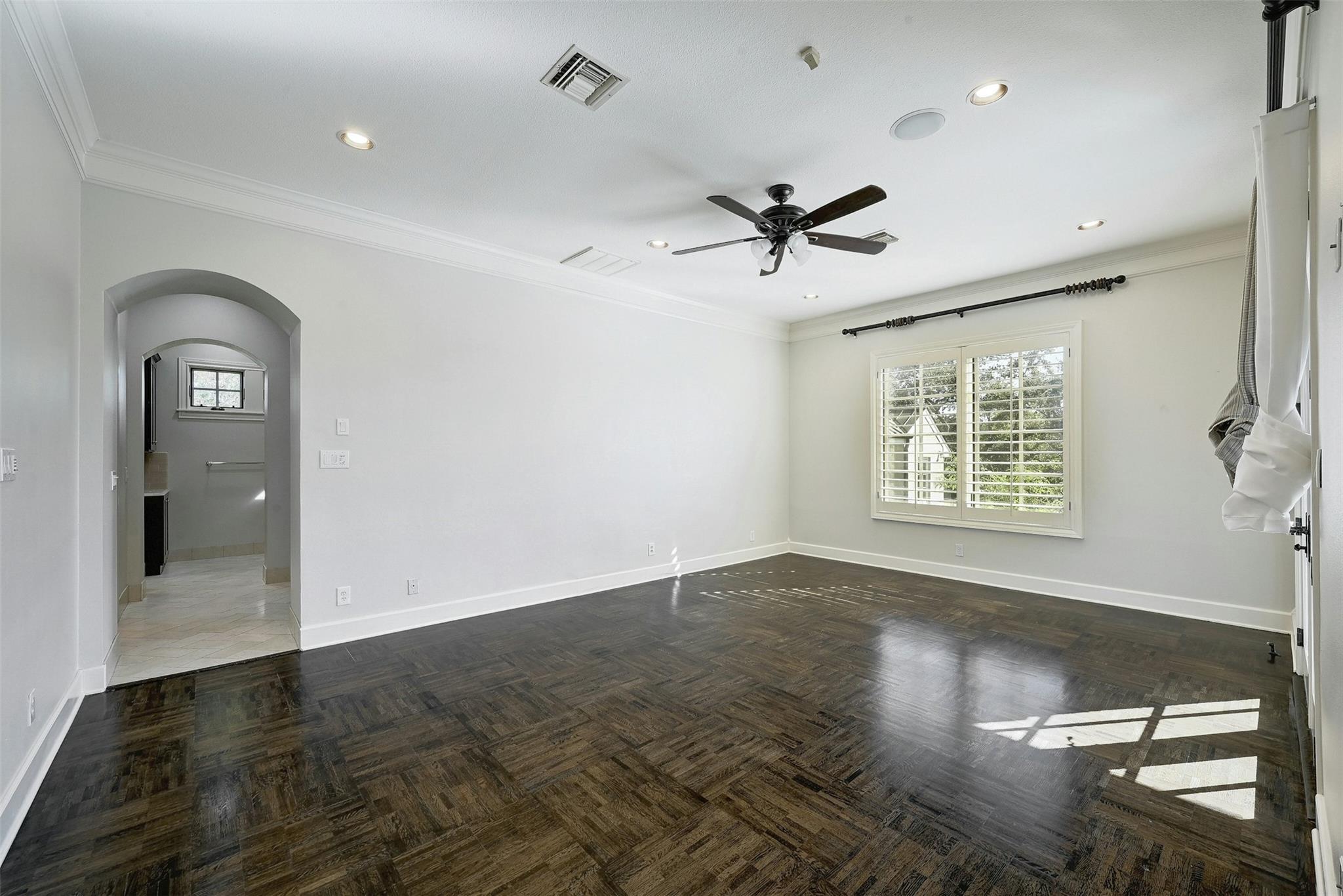 Image 18 of 38 For 3303 Desert Willow Cv