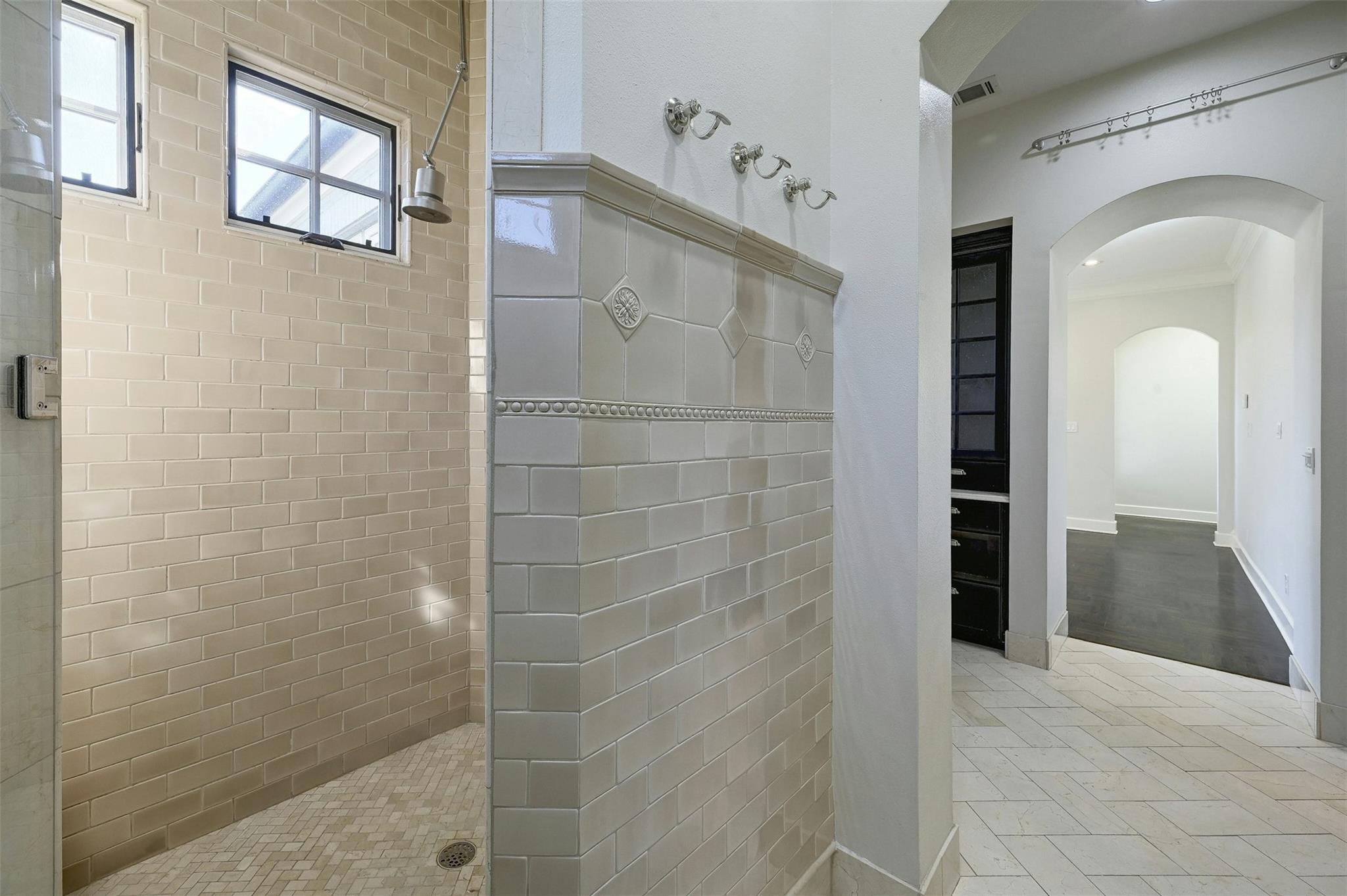 Image 21 of 38 For 3303 Desert Willow Cv