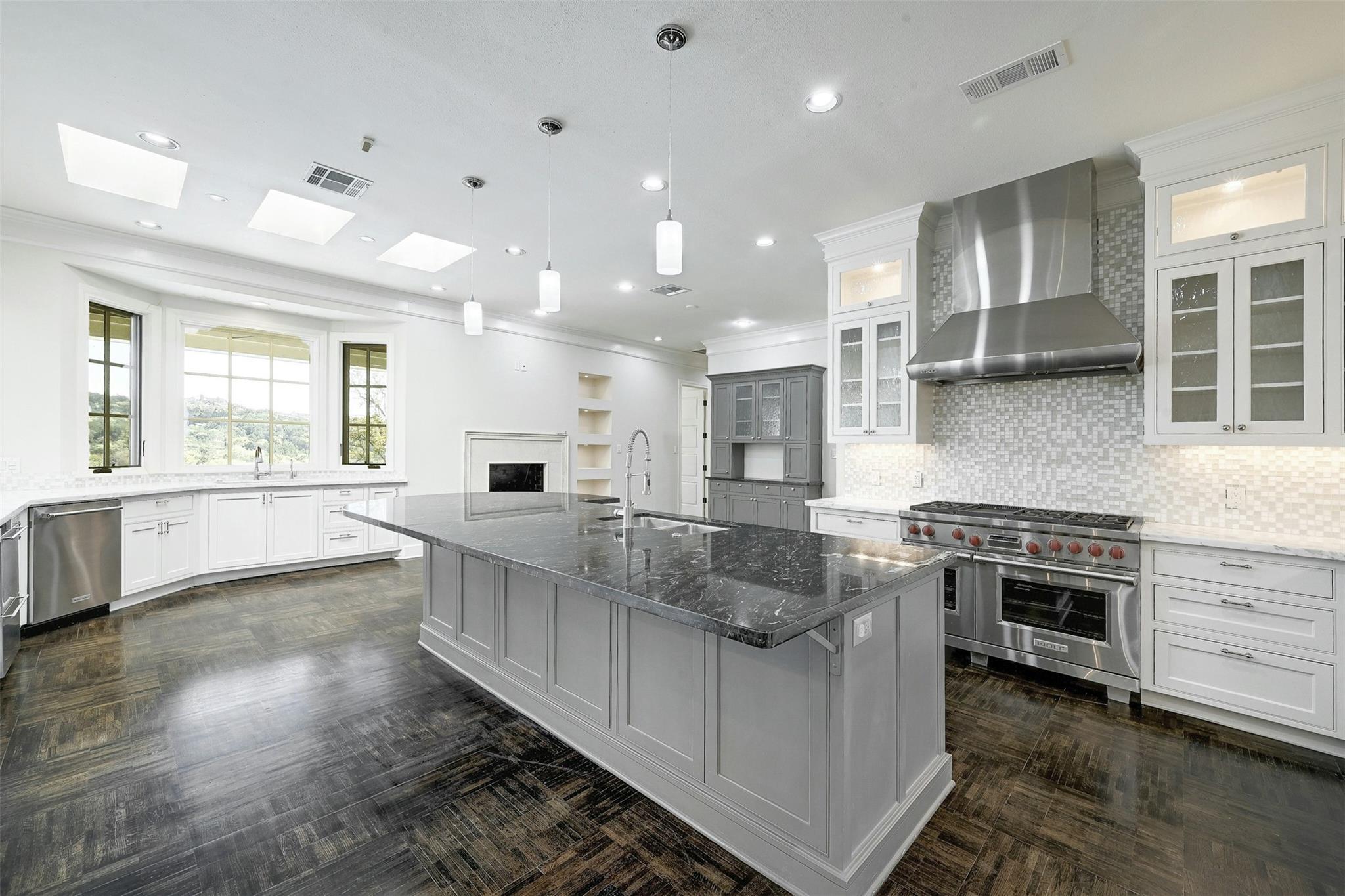 Image 9 of 38 For 3303 Desert Willow Cv