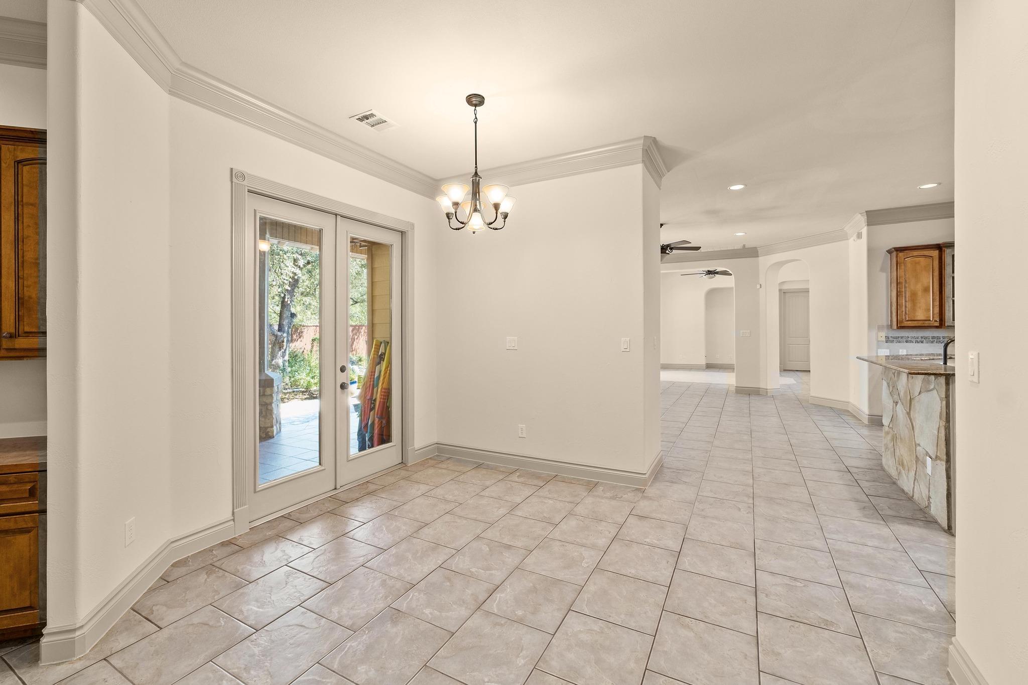 Image 17 of 40 For 139 Ware Dr 