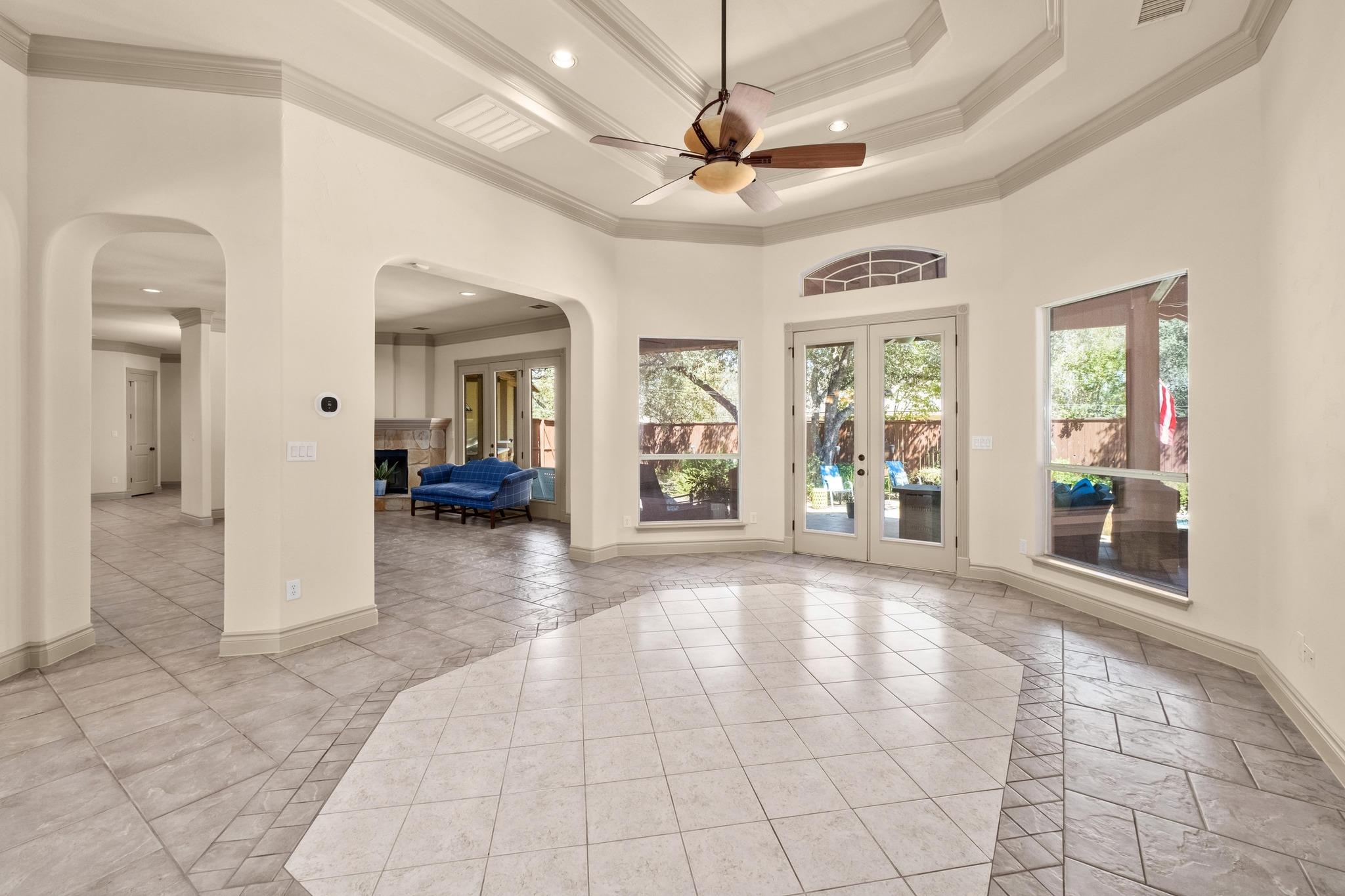 Image 5 of 40 For 139 Ware Dr 