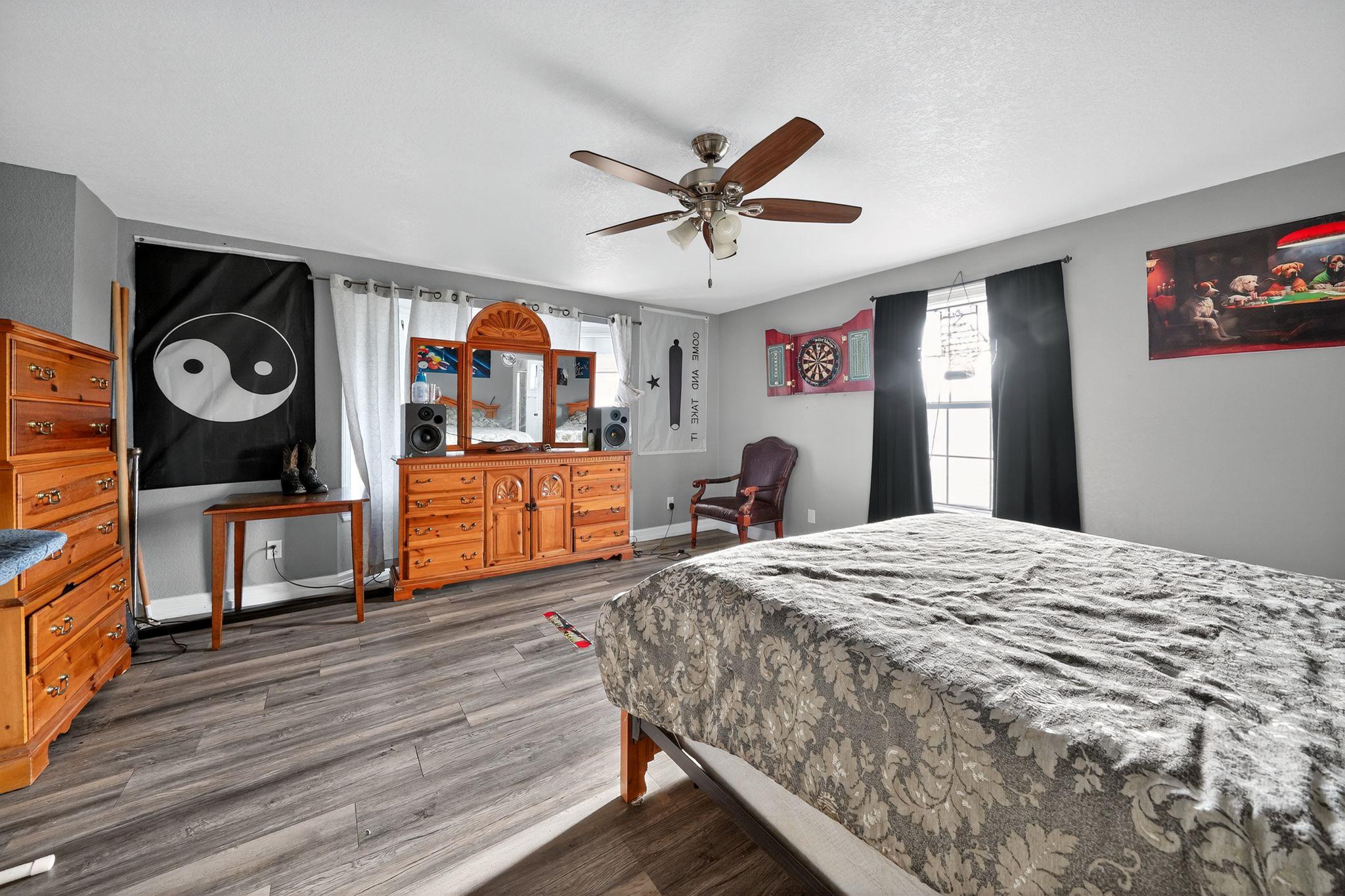 Image 17 of 35 For 201 Brazos St