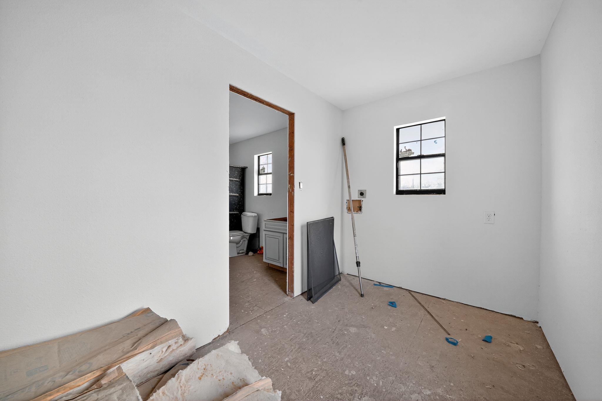 Image 30 of 35 For 201 Brazos St